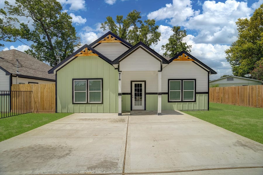 Property photo for 5919 Rietta Street, Houston, TX