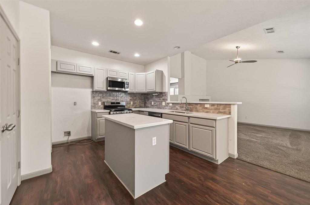 6606 Belmont Bend, Katy, TX 77450 6606 Belmont Bend, Katy, TX 77450
