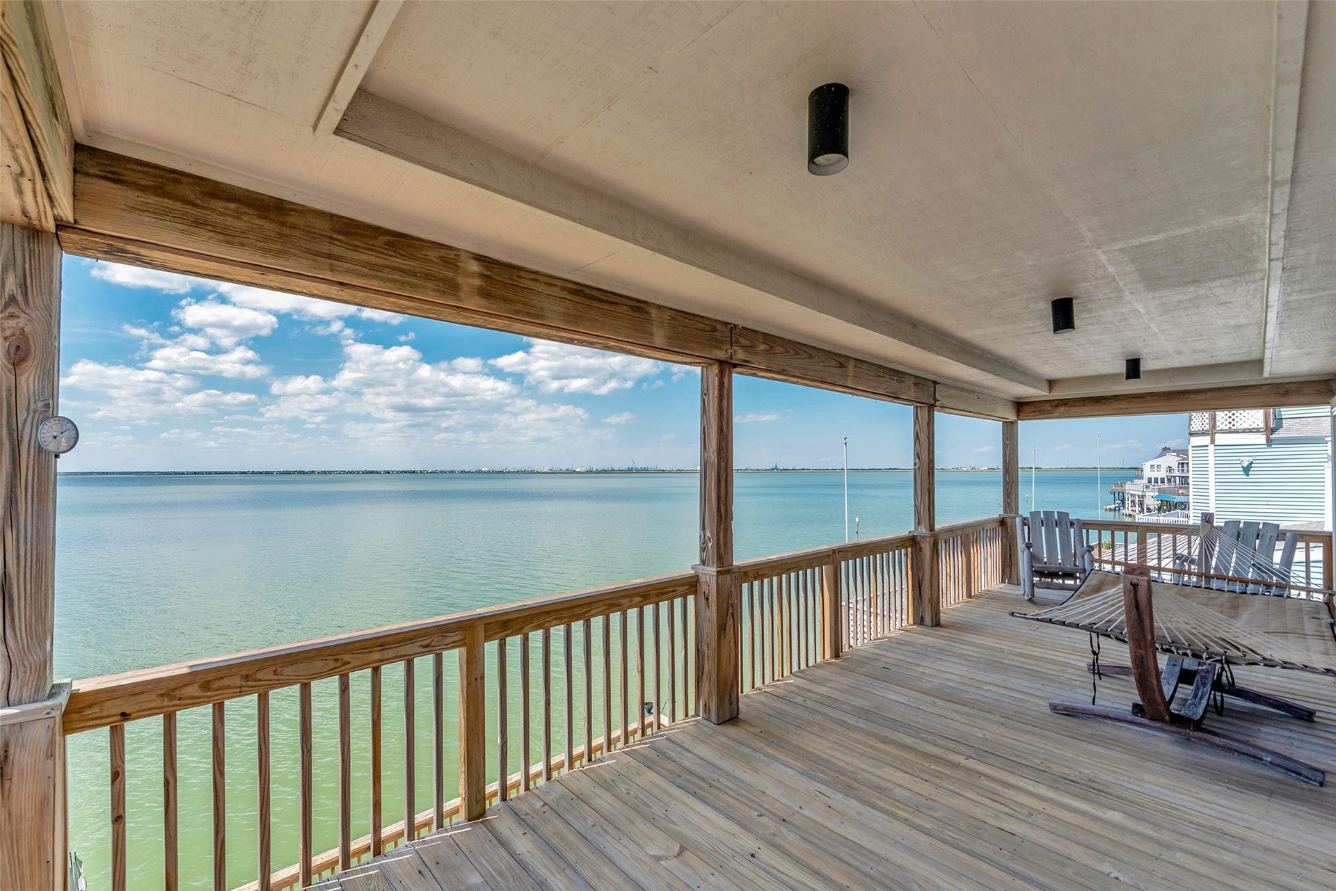 247 Isles End Road, Tiki Island, TX 77554 247 Isles End Road, Tiki Island, TX 77554