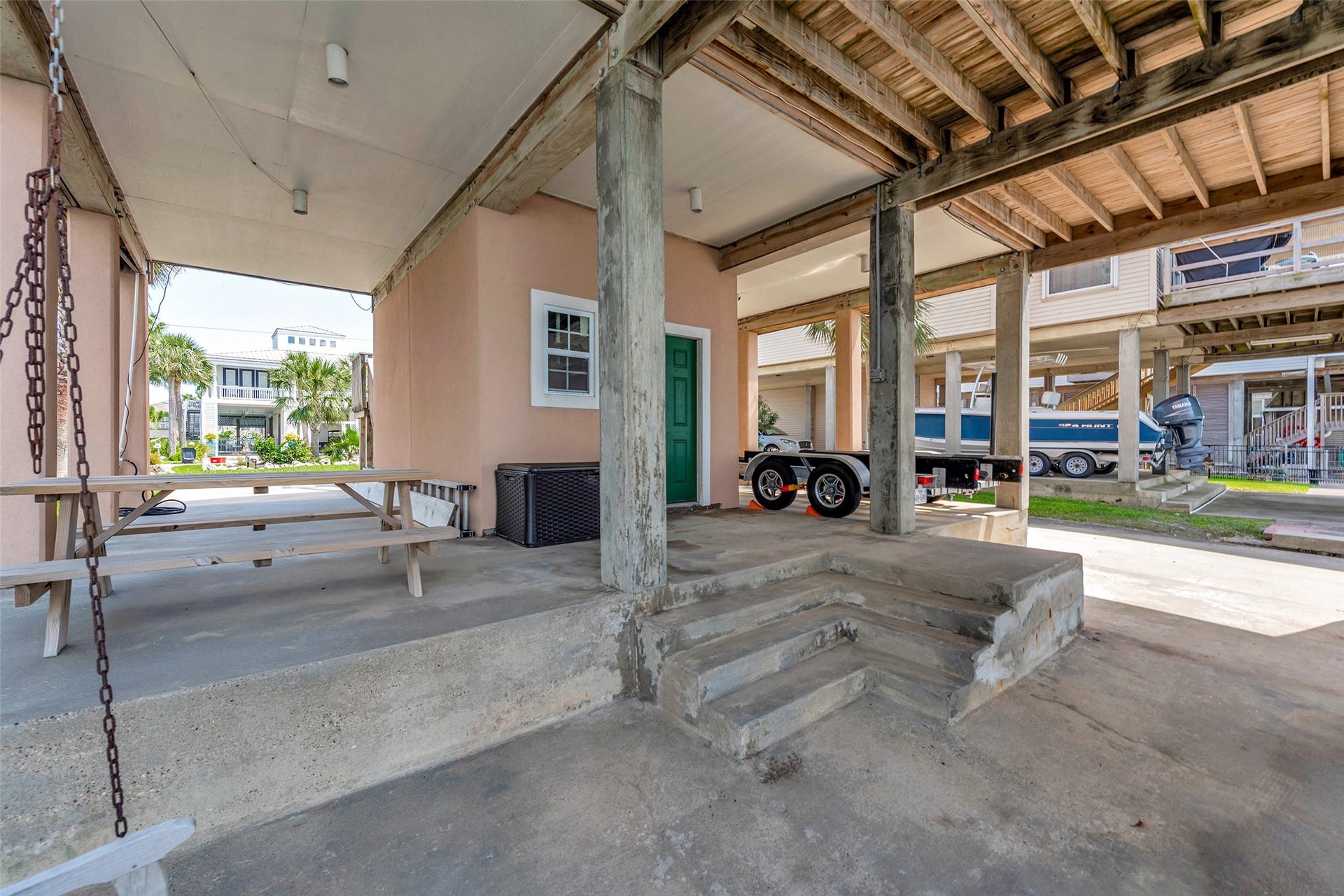 247 Isles End Road, Tiki Island, TX 77554 247 Isles End Road, Tiki Island, TX 77554