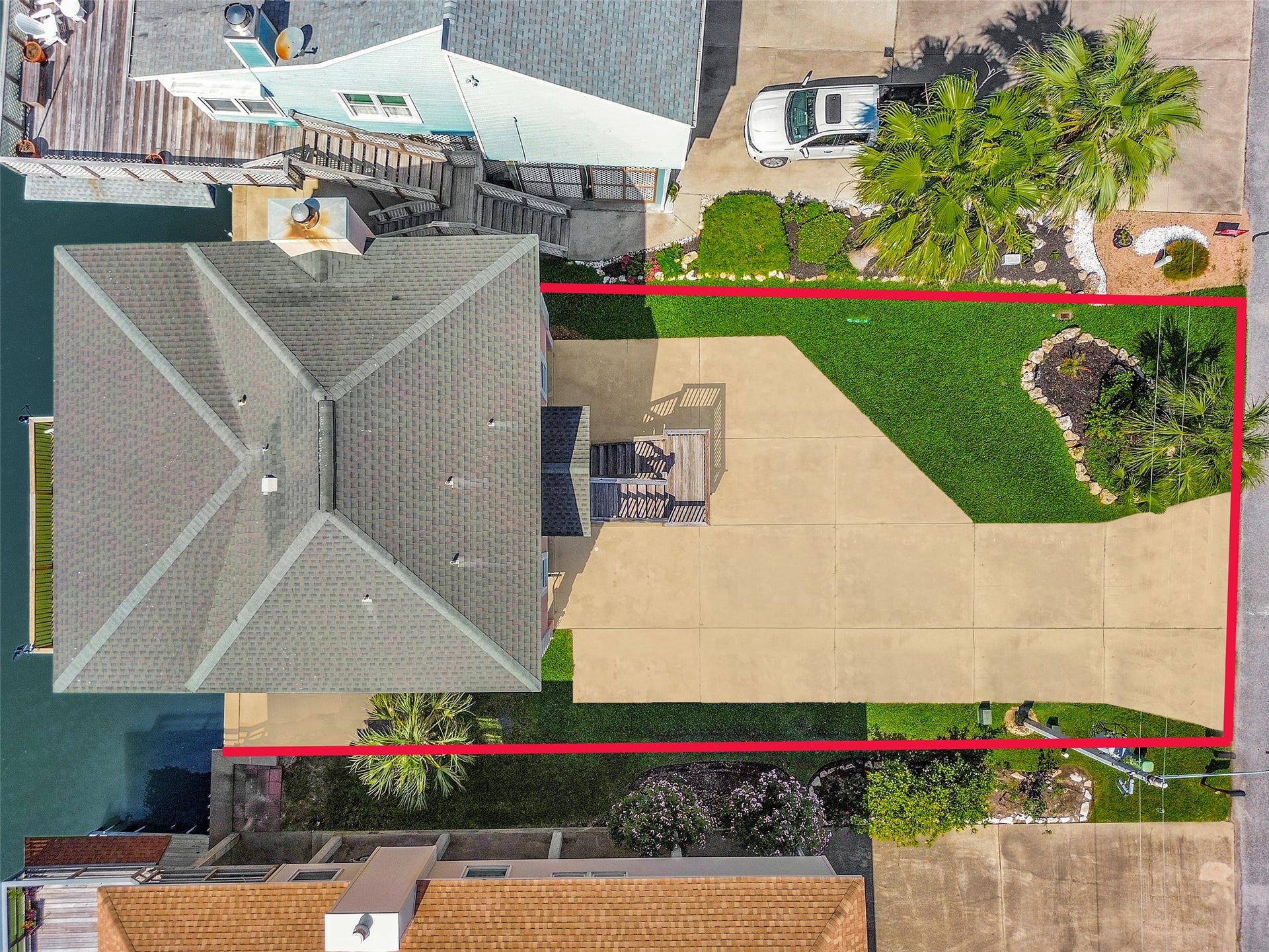 247 Isles End Road, Tiki Island, TX 77554 247 Isles End Road, Tiki Island, TX 77554
