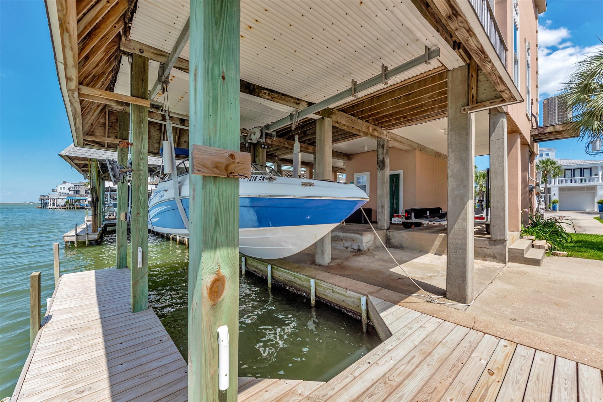 247 Isles End Road, Tiki Island, TX 77554 247 Isles End Road, Tiki Island, TX 77554