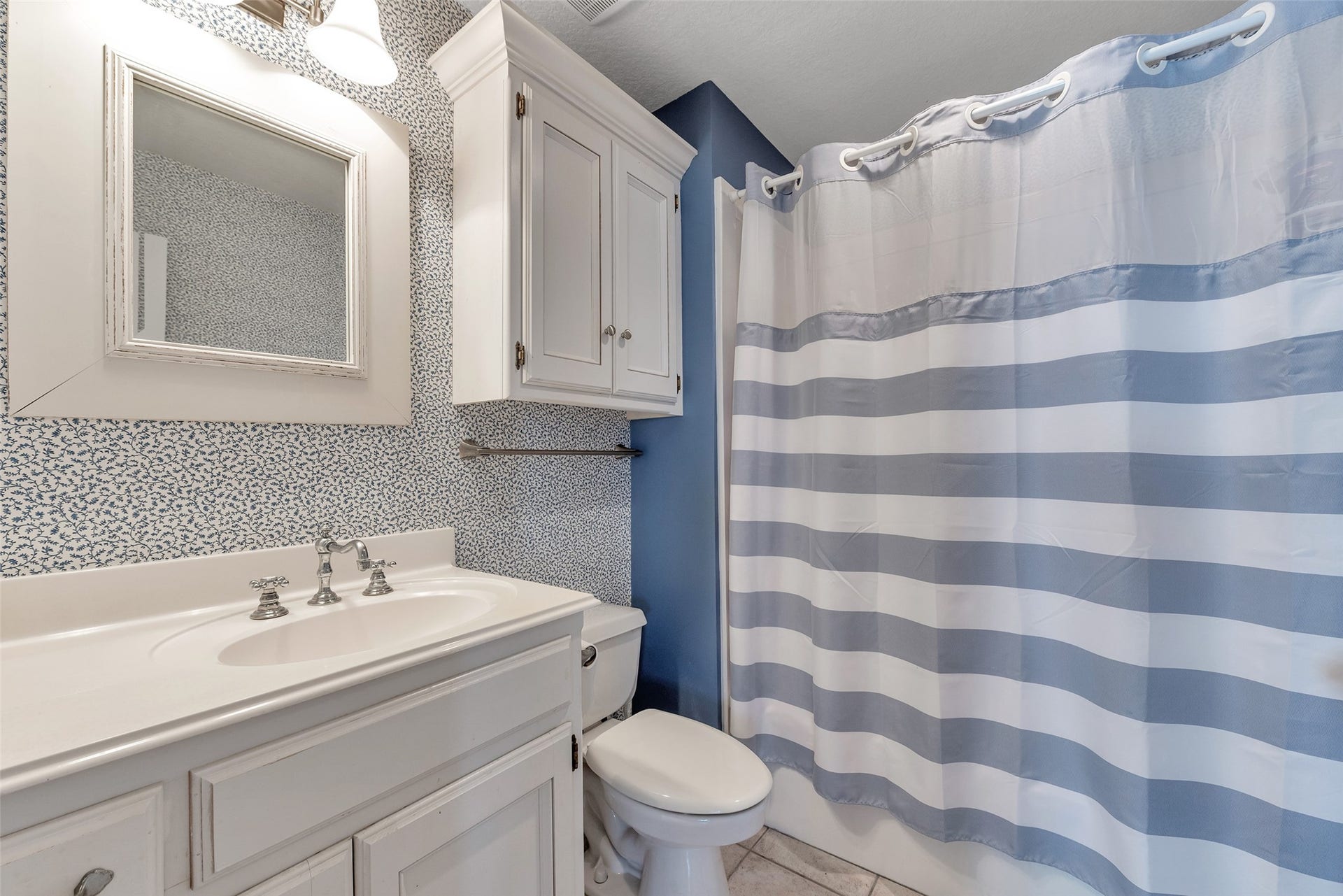 247 Isles End Road, Tiki Island, TX 77554 247 Isles End Road, Tiki Island, TX 77554