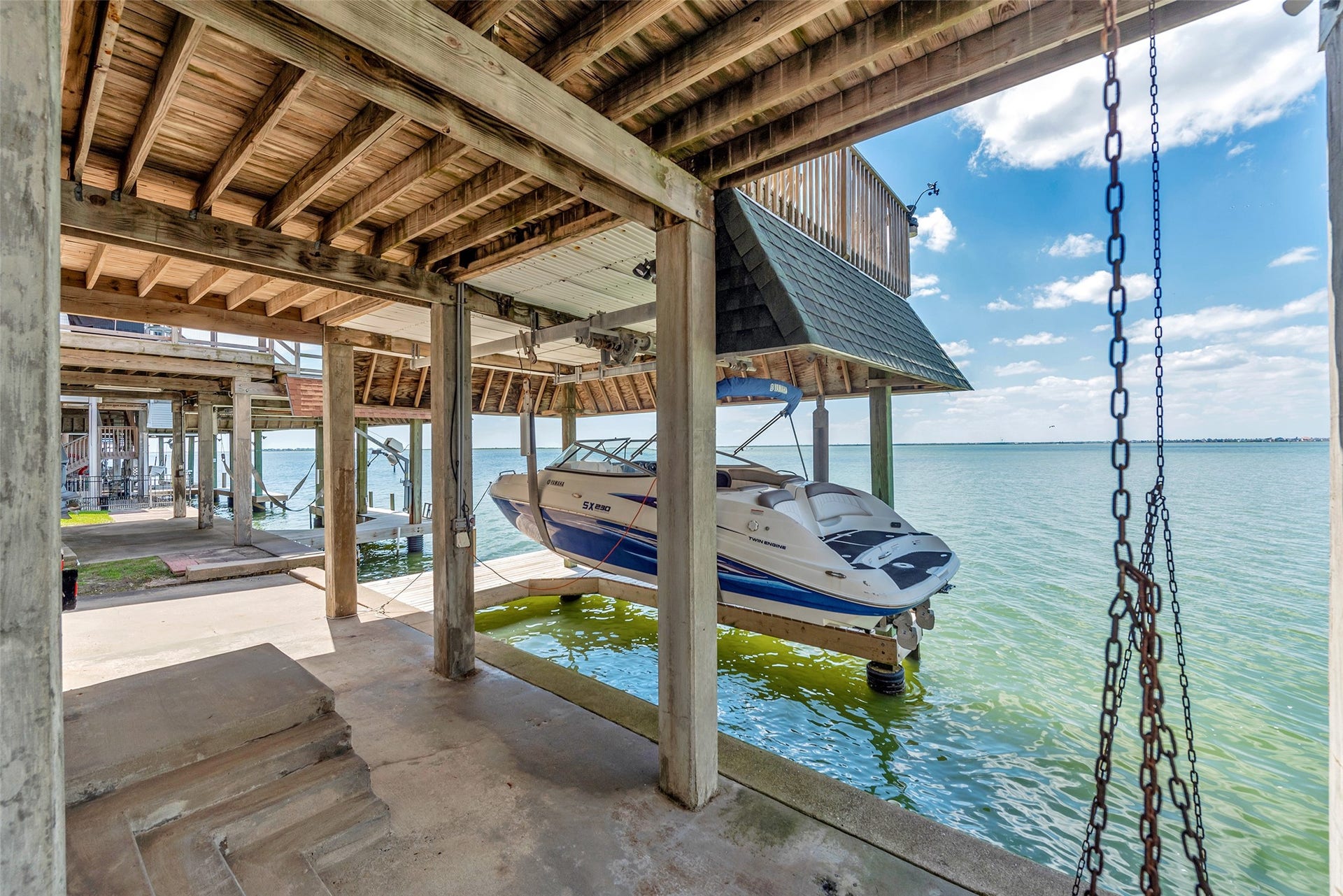 247 Isles End Road, Tiki Island, TX 77554 247 Isles End Road, Tiki Island, TX 77554