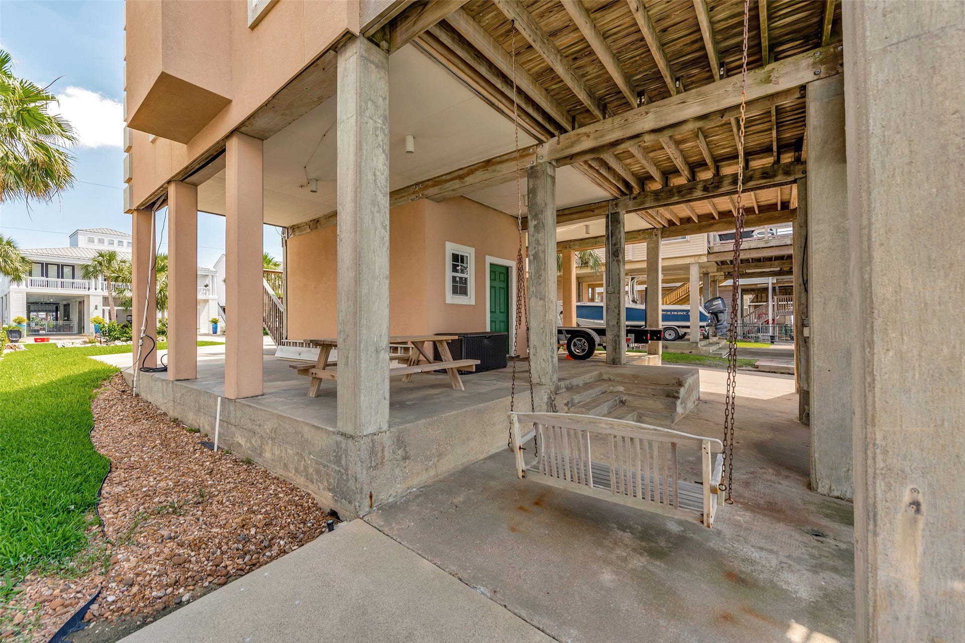 247 Isles End Road, Tiki Island, TX 77554 247 Isles End Road, Tiki Island, TX 77554