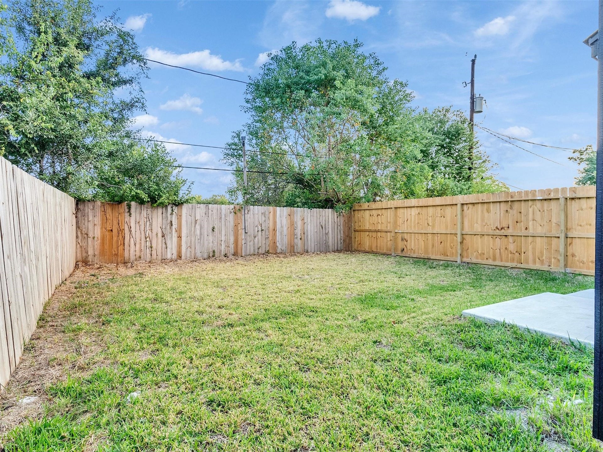 5013 Longmeadow Street, #A/B, Houston, TX 77033 5013 Longmeadow Street, #A/B, Houston, TX 77033