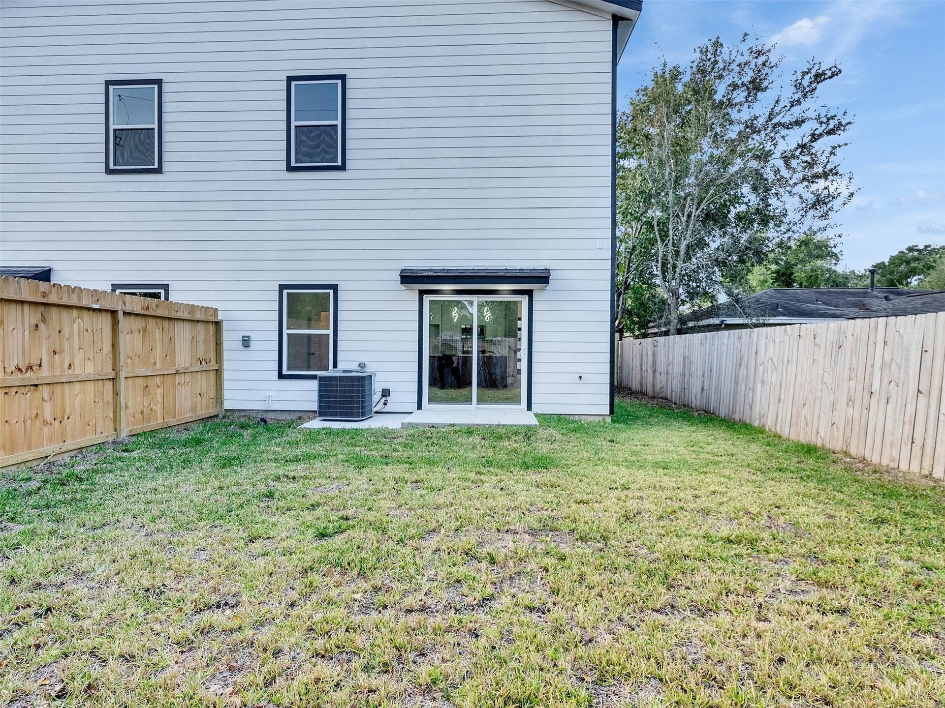 5013 Longmeadow Street, #A/B, Houston, TX 77033 5013 Longmeadow Street, #A/B, Houston, TX 77033