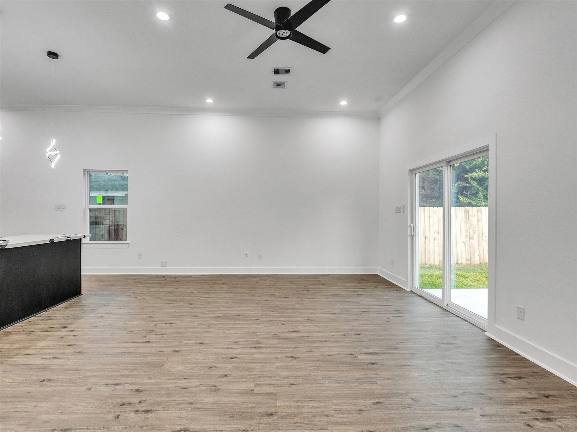5013 Longmeadow Street, #A/B, Houston, TX 77033 5013 Longmeadow Street, #A/B, Houston, TX 77033