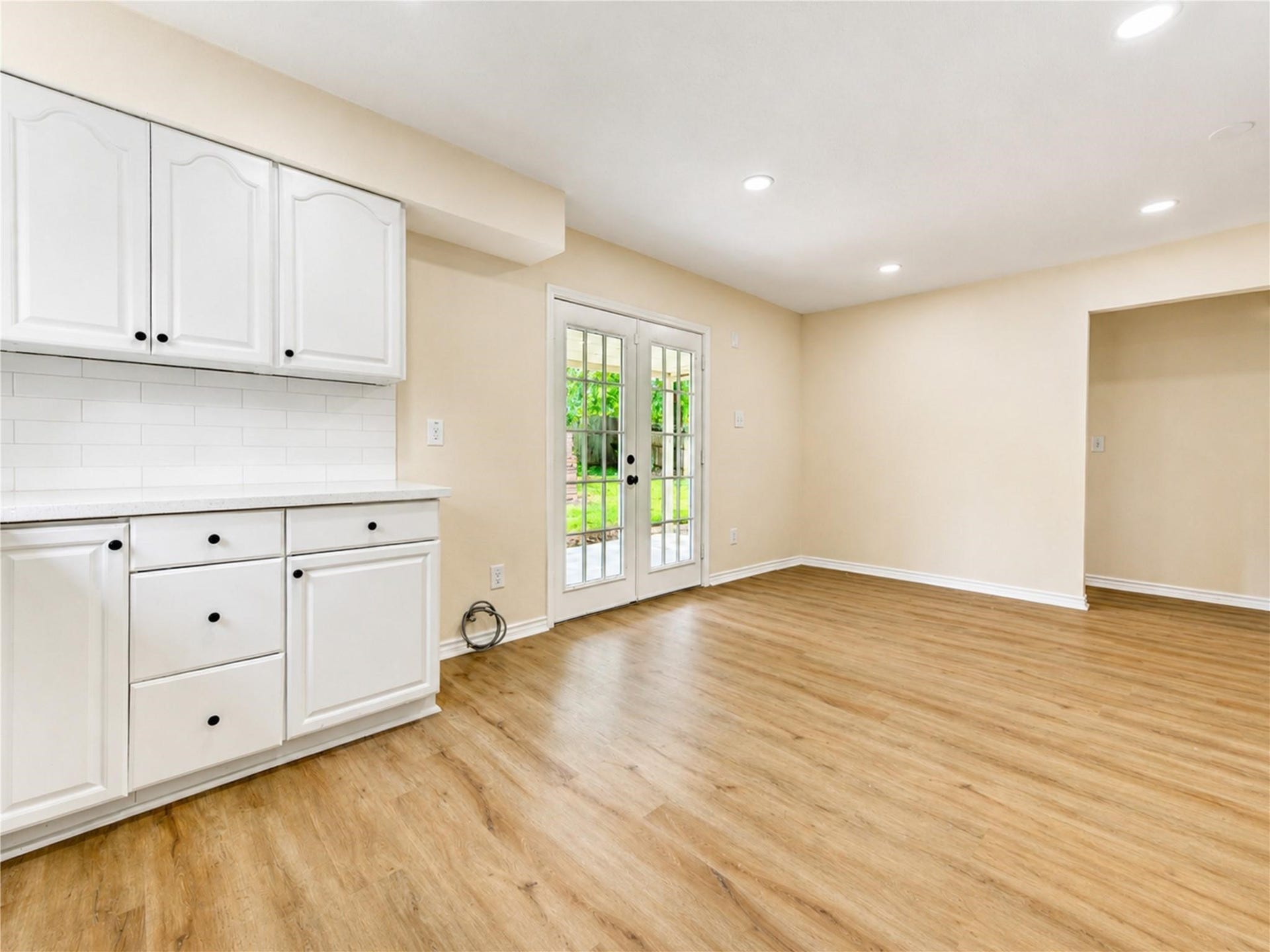 25027 Barmby Drive, Spring, TX 77389 25027 Barmby Drive, Spring, TX 77389