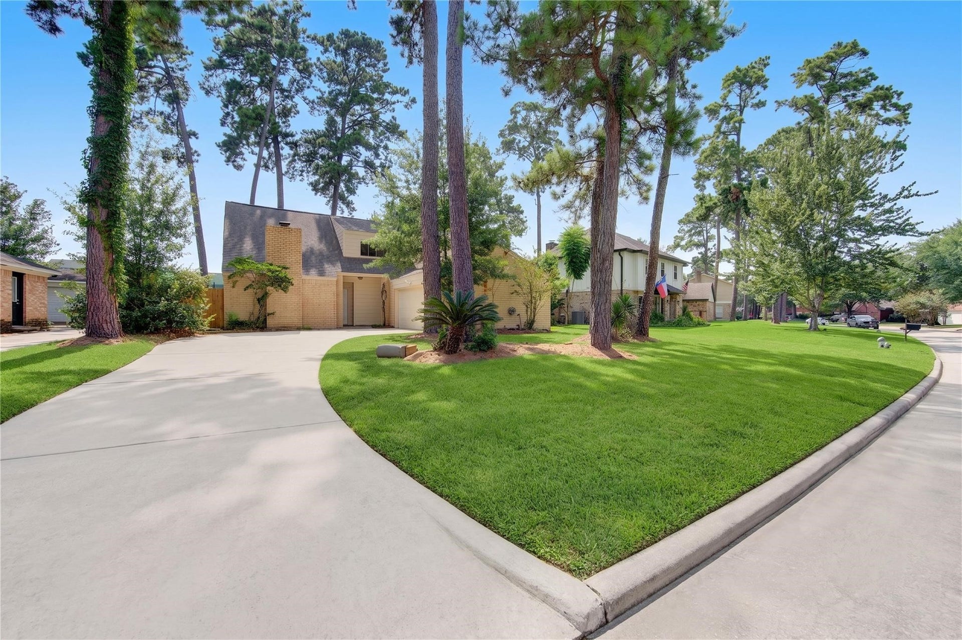 25027 Barmby Drive, Spring, TX 77389 25027 Barmby Drive, Spring, TX 77389