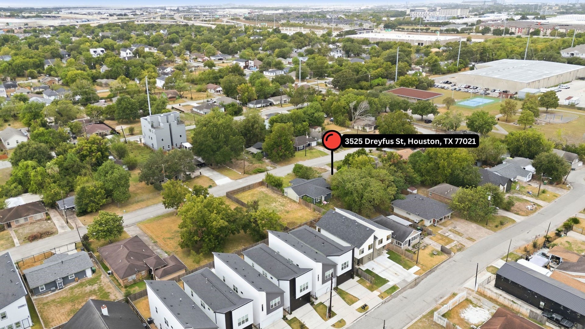 3525 Dreyfus Street, Houston, TX 77021 3525 Dreyfus Street, Houston, TX 77021