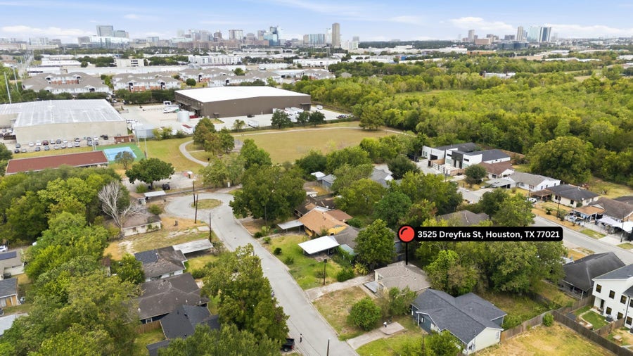 Property photo for 3525 Dreyfus Street, Houston, TX