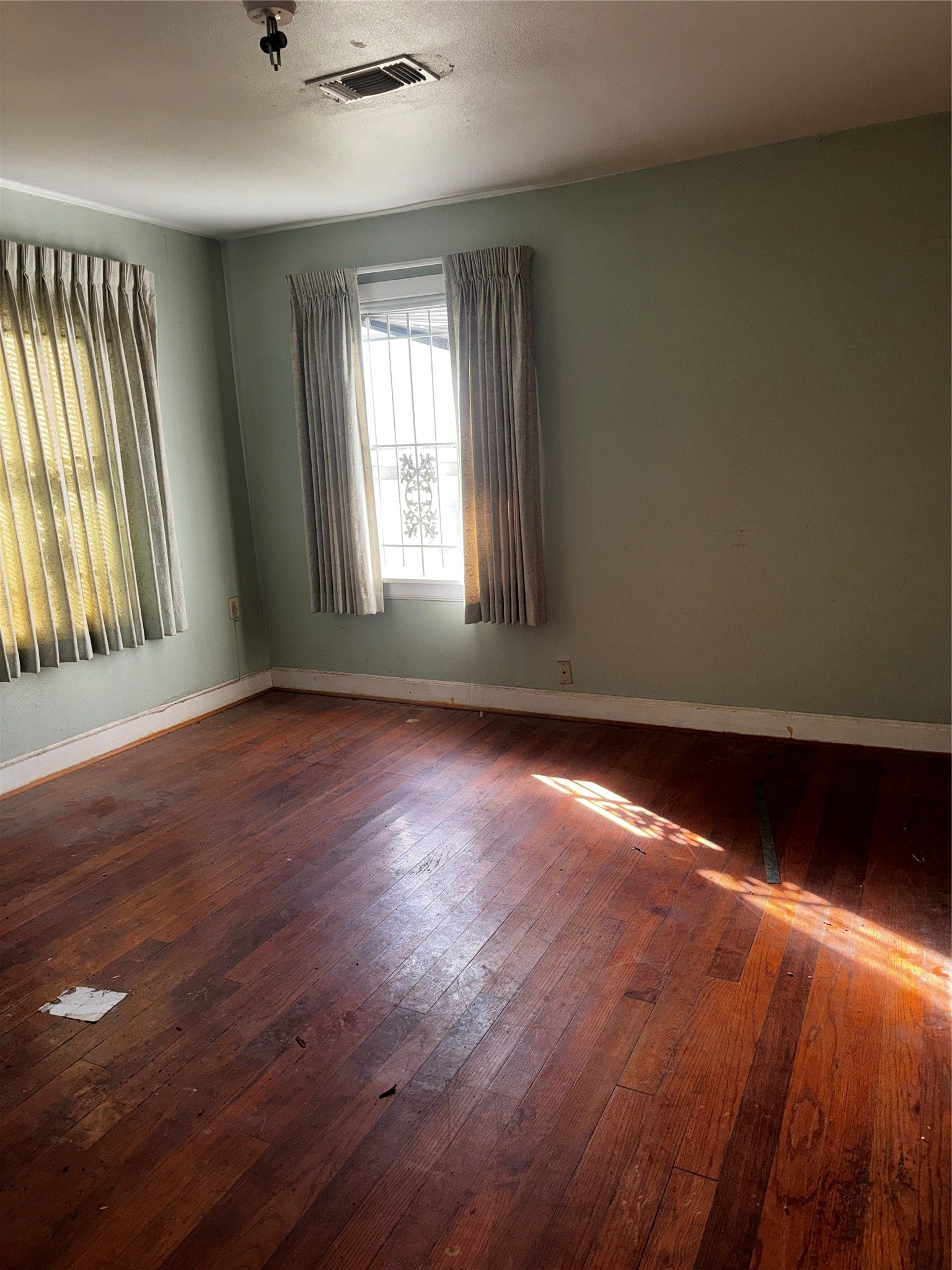 7119 Ley Road, Houston, TX 77028 7119 Ley Road, Houston, TX 77028