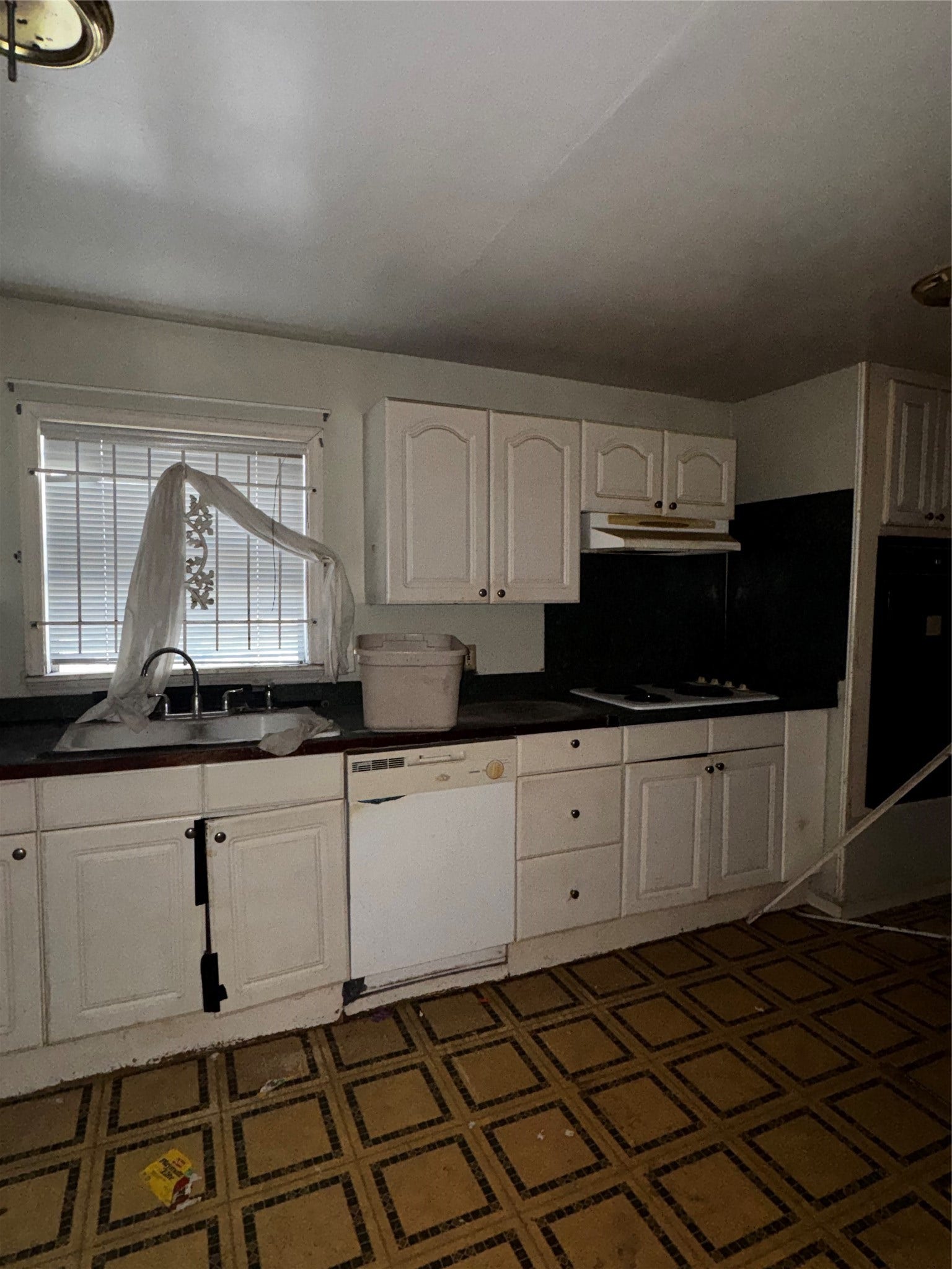7119 Ley Road, Houston, TX 77028 7119 Ley Road, Houston, TX 77028