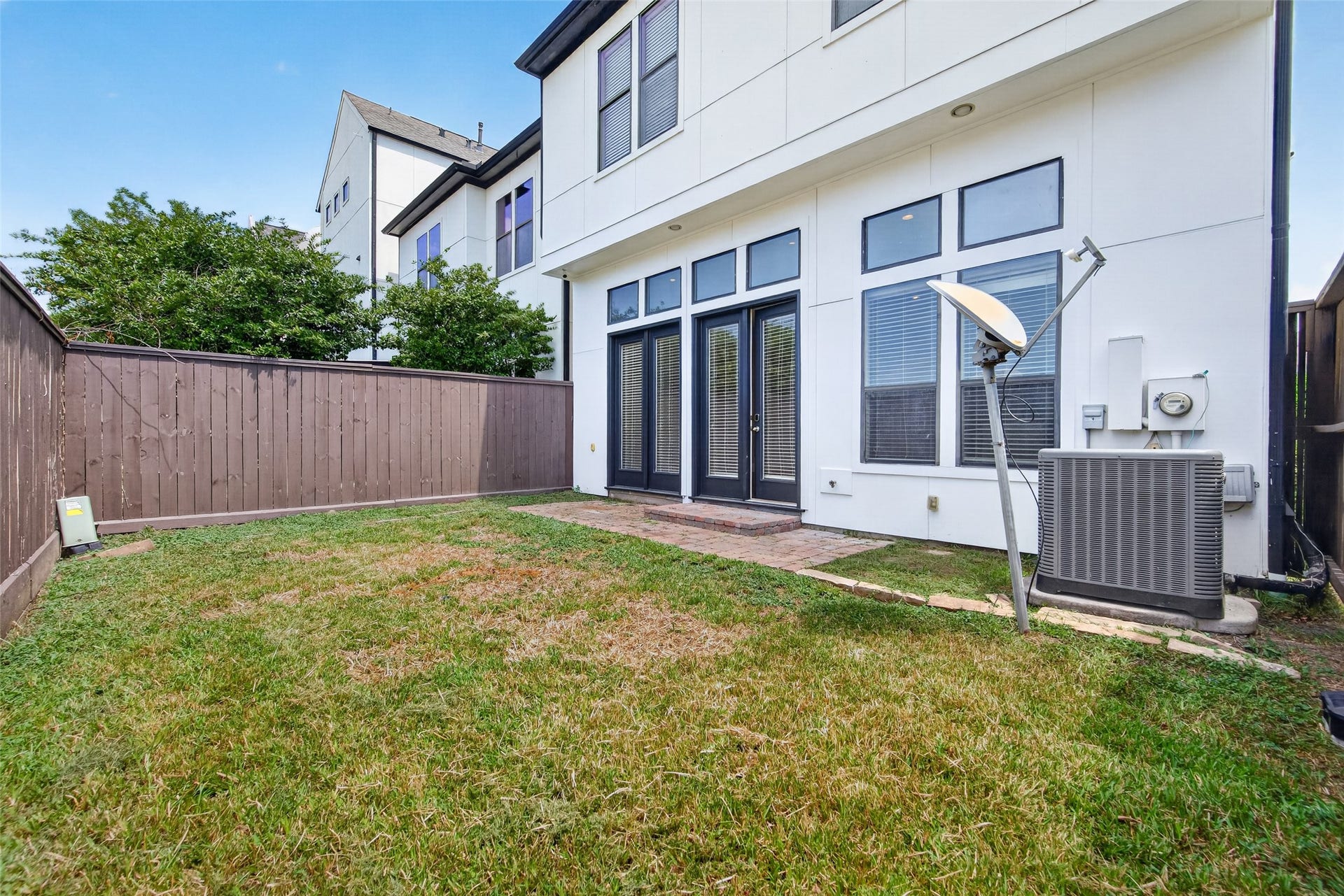 9948 Woodwind Lane N, Houston, TX 77025 9948 Woodwind Lane N, Houston, TX 77025