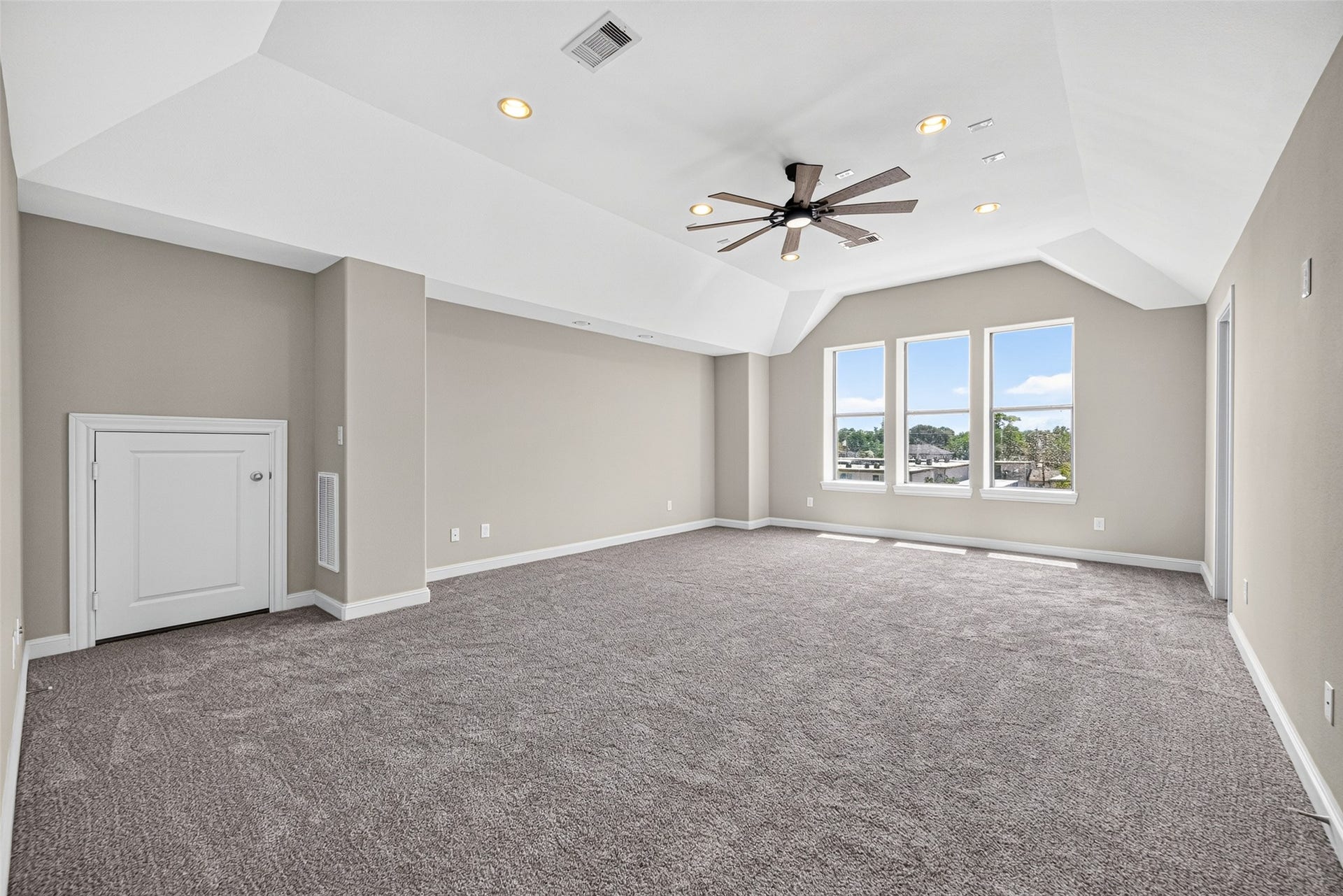 9948 Woodwind Lane N, Houston, TX 77025 9948 Woodwind Lane N, Houston, TX 77025
