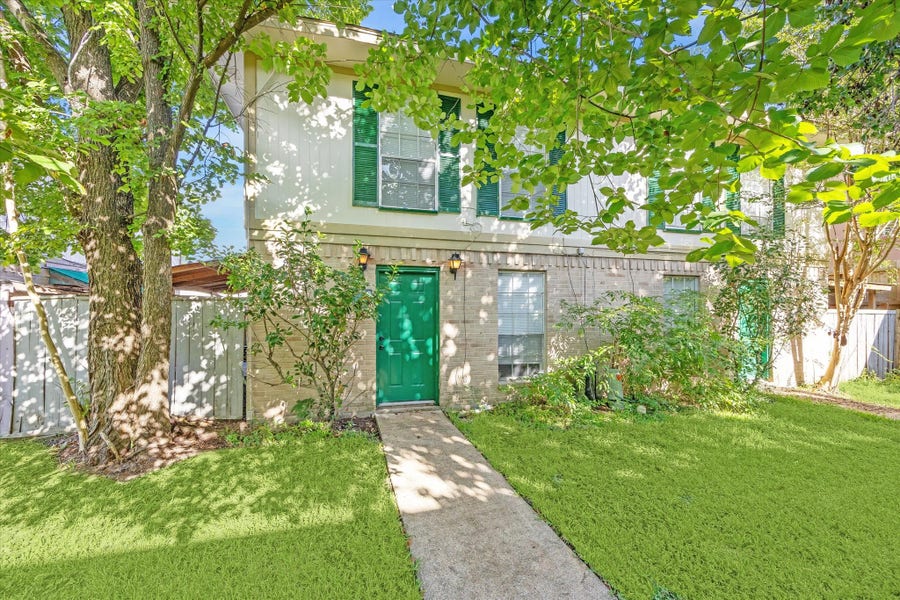Property photo for 1936 Upland Drive, Houston, TX