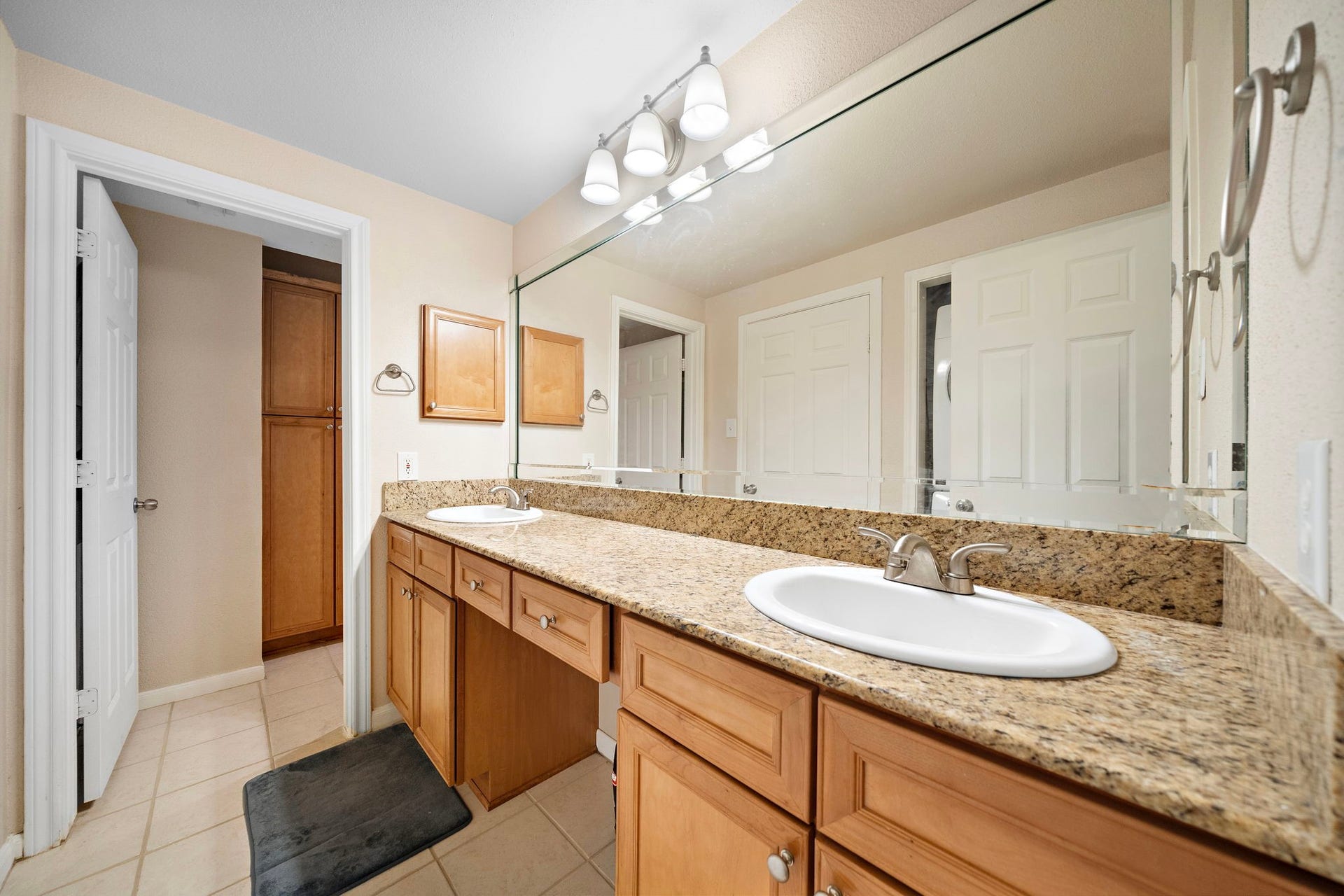 2255 Braeswood Park Drive, #310, Houston, TX 77030 2255 Braeswood Park Drive, #310, Houston, TX 77030