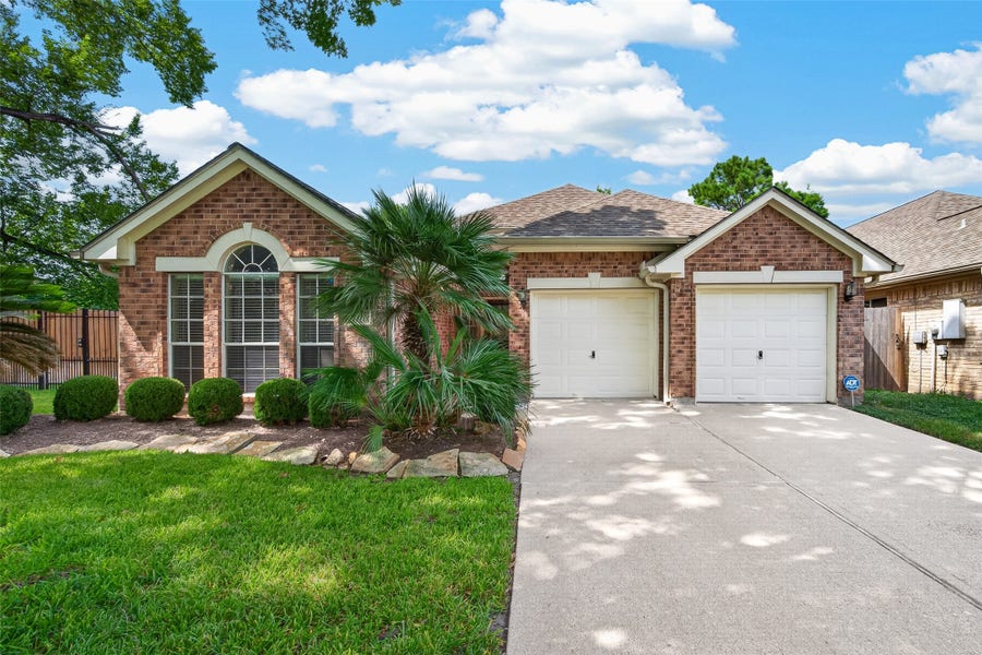 Property photo for 1103 Parkhaven Lane, Houston, TX
