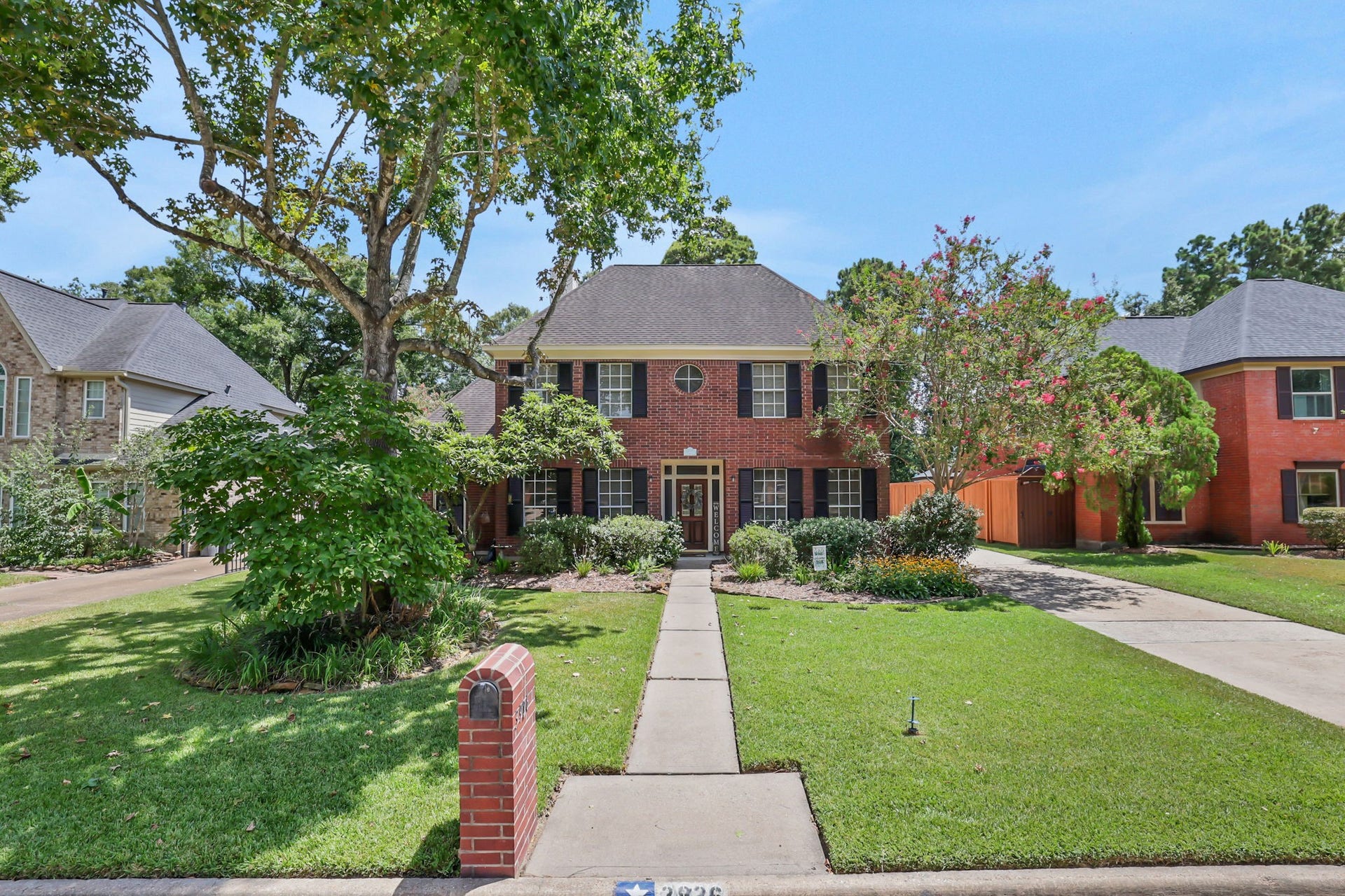 Welcome to 3926 Brook Shadow Drive!