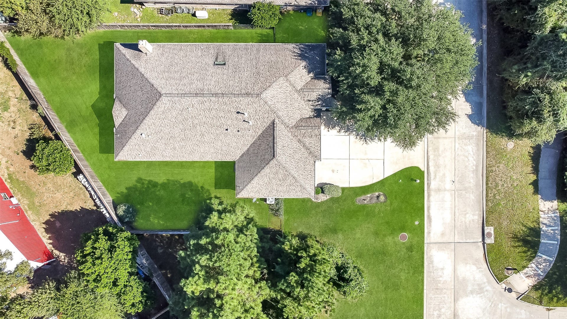 95 S Greenprint Circle, Tomball, TX 77375 95 S Greenprint Circle, Tomball, TX 77375