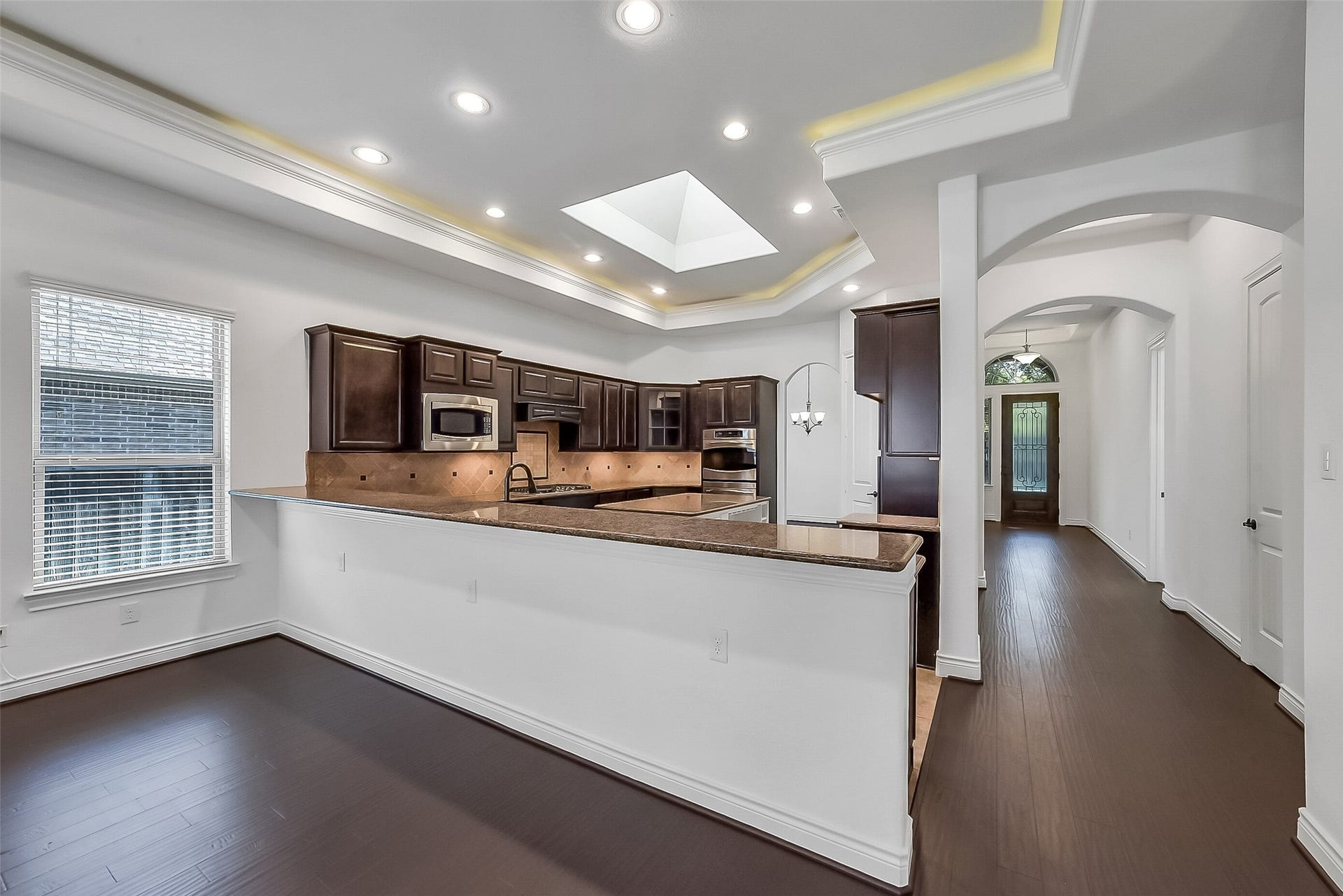 95 S Greenprint Circle, Tomball, TX 77375 95 S Greenprint Circle, Tomball, TX 77375