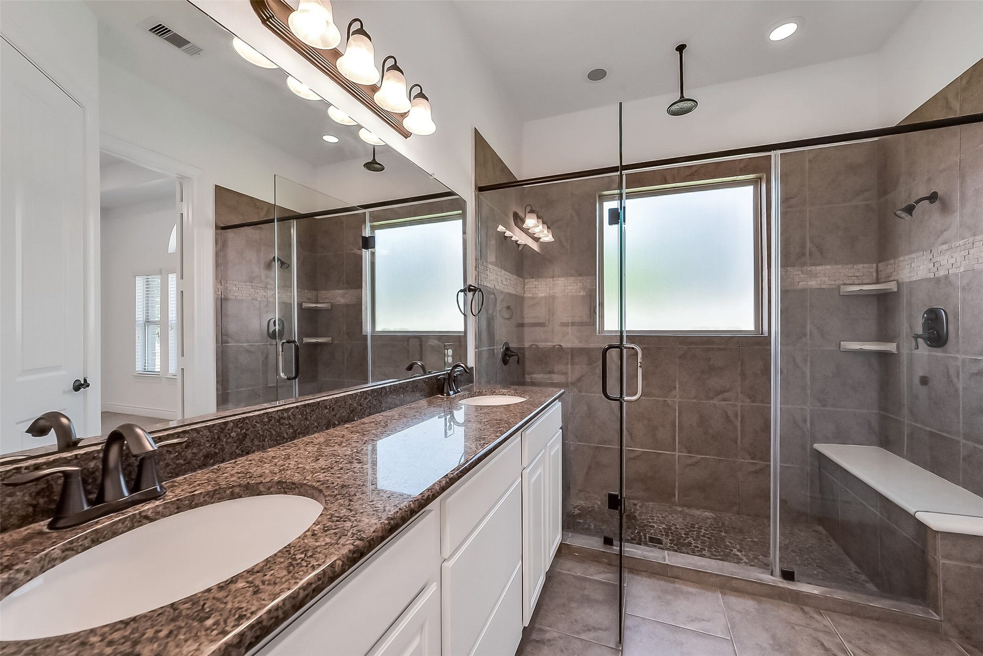 95 S Greenprint Circle, Tomball, TX 77375 95 S Greenprint Circle, Tomball, TX 77375