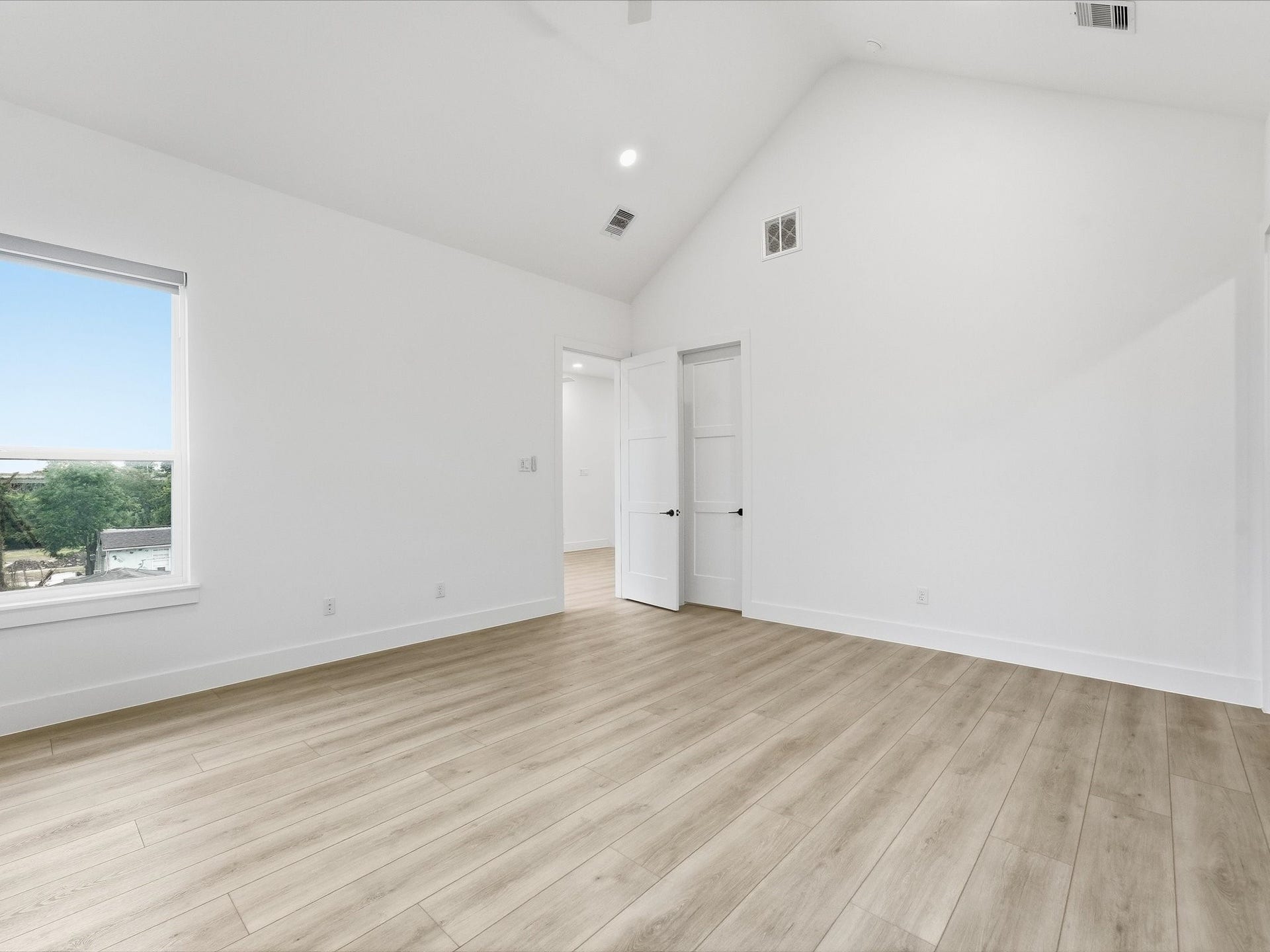 1423 - 1421 E 36th Street, Houston, TX 77022