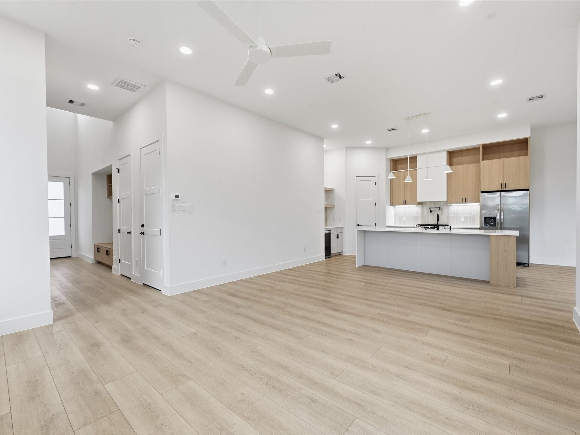 1423 - 1421 E 36th Street, Houston, TX 77022