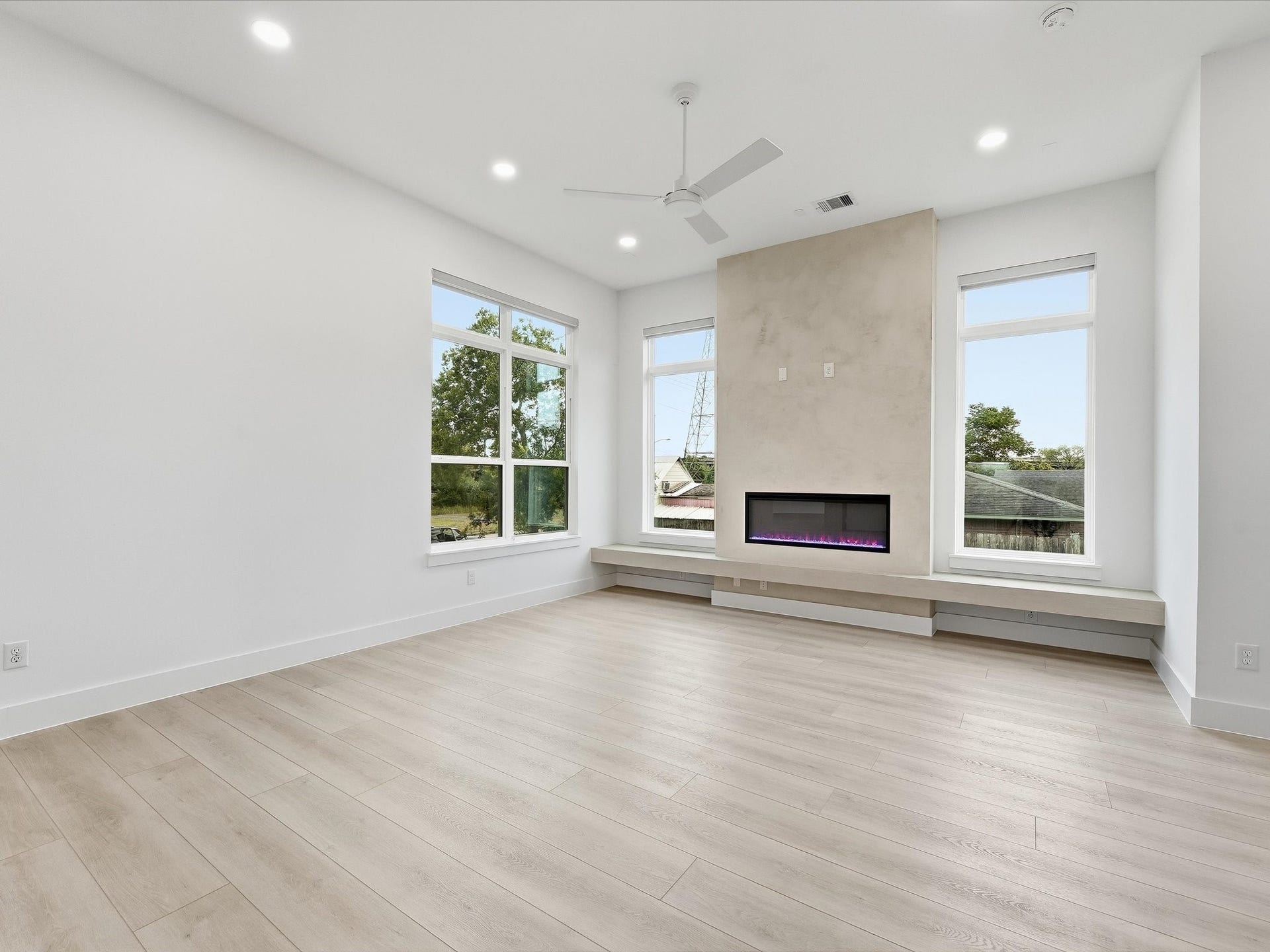 1423 - 1421 E 36th Street, Houston, TX 77022