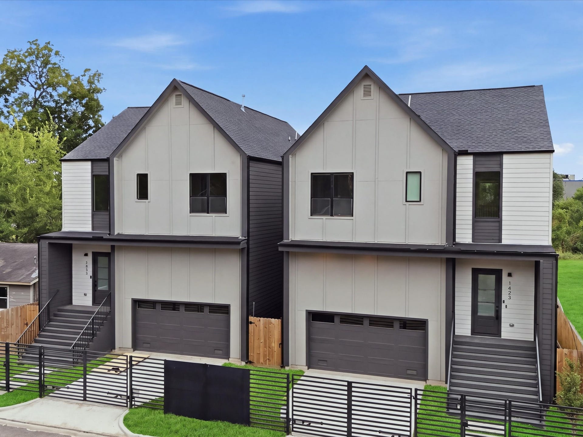 1423 - 1421 E 36th Street, Houston, TX 77022