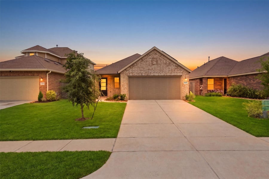 Property photo for 19345 Villa Mesa Drive, New Caney, TX