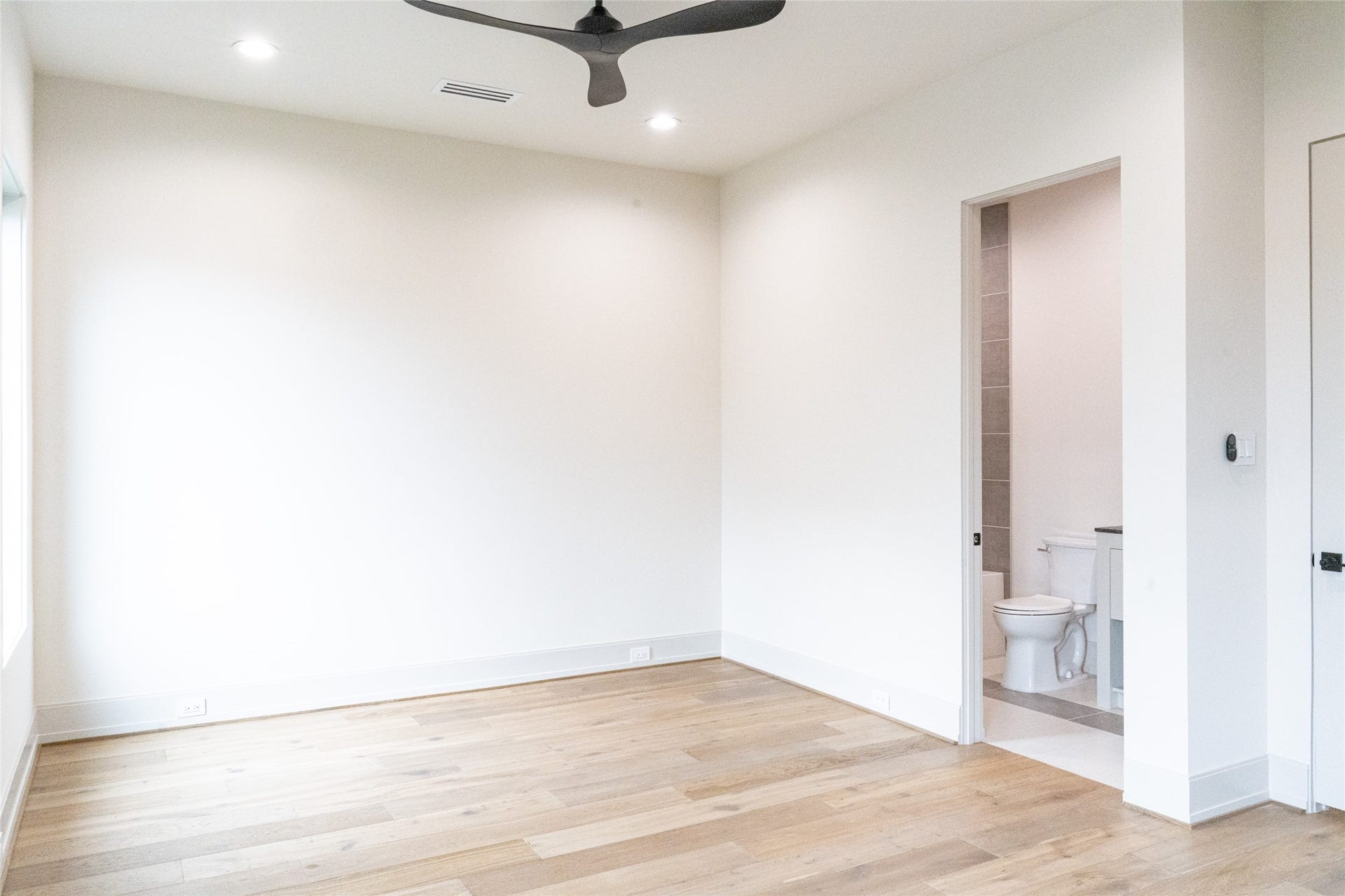 1517 W McDuffie Street, Houston, TX 77019 1517 W McDuffie Street, Houston, TX 77019