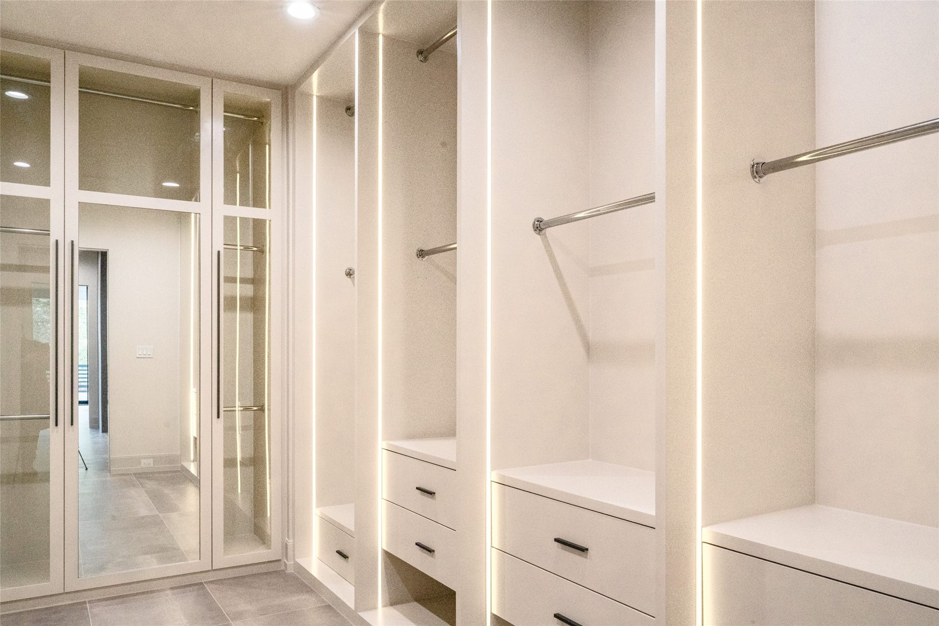 1517 W McDuffie Street, Houston, TX 77019 1517 W McDuffie Street, Houston, TX 77019