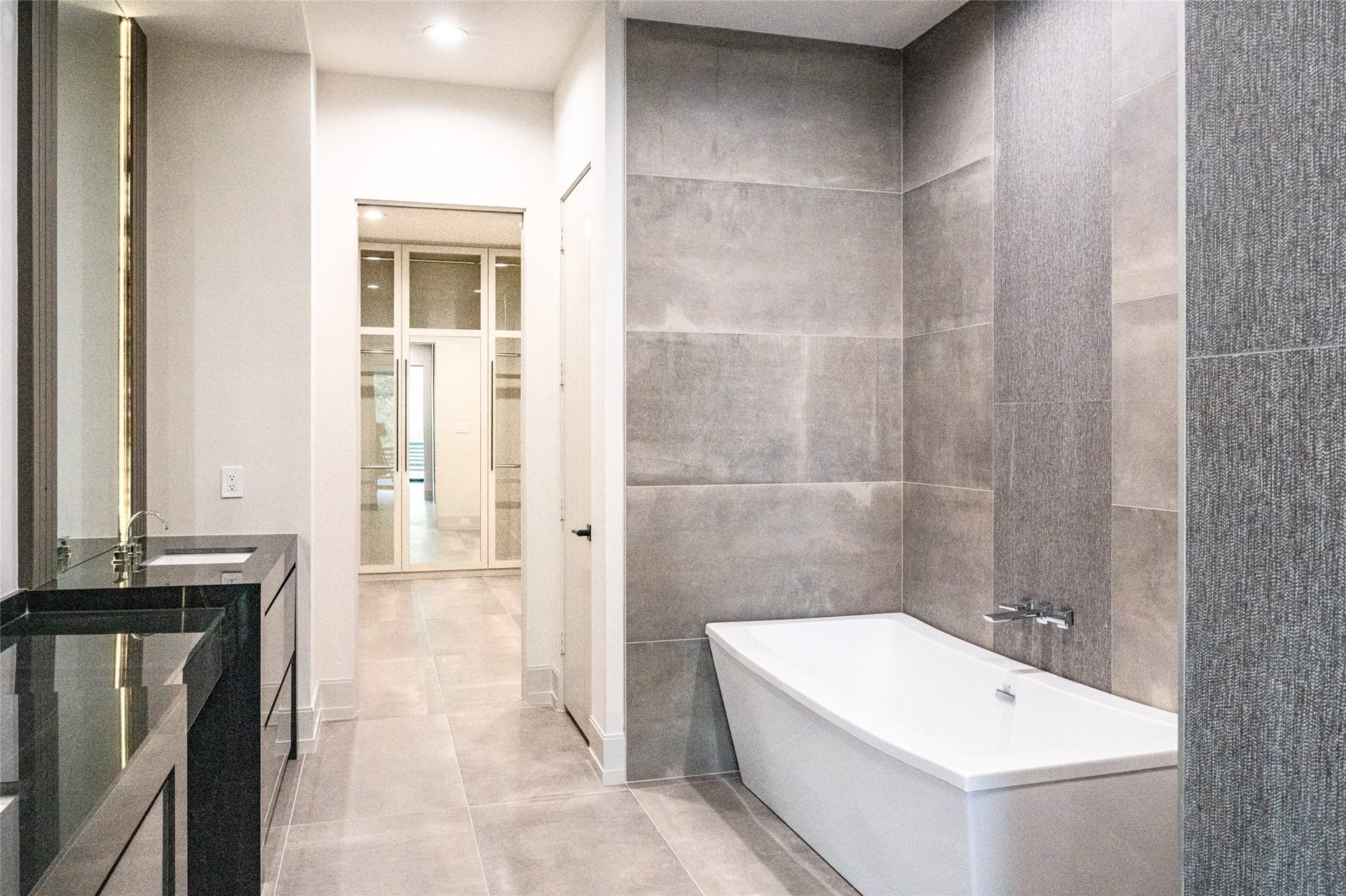 1517 W McDuffie Street, Houston, TX 77019 1517 W McDuffie Street, Houston, TX 77019