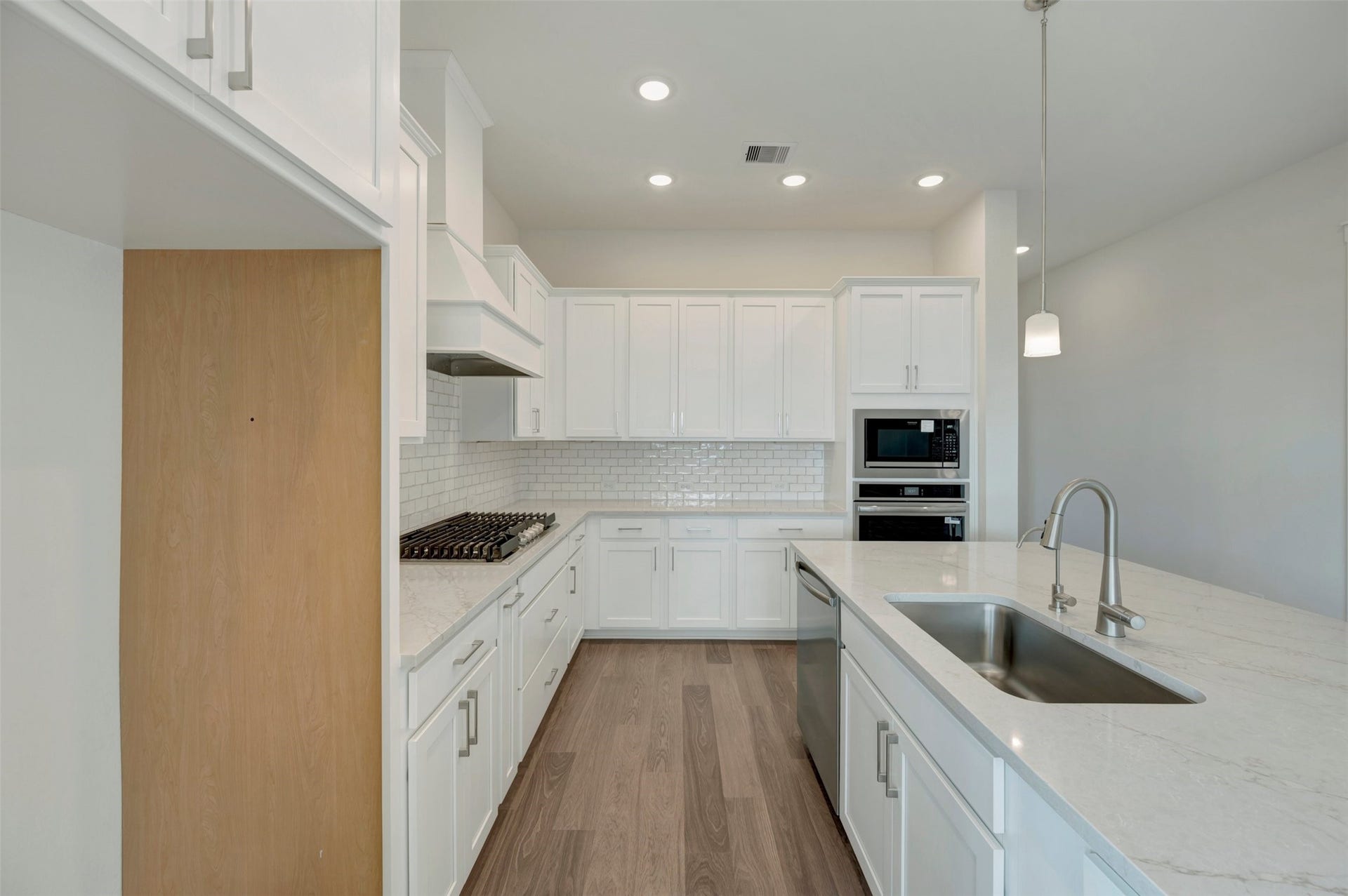 16730 Vibrant Avenue, Hockley, TX 77447 16730 Vibrant Avenue, Hockley, TX 77447
