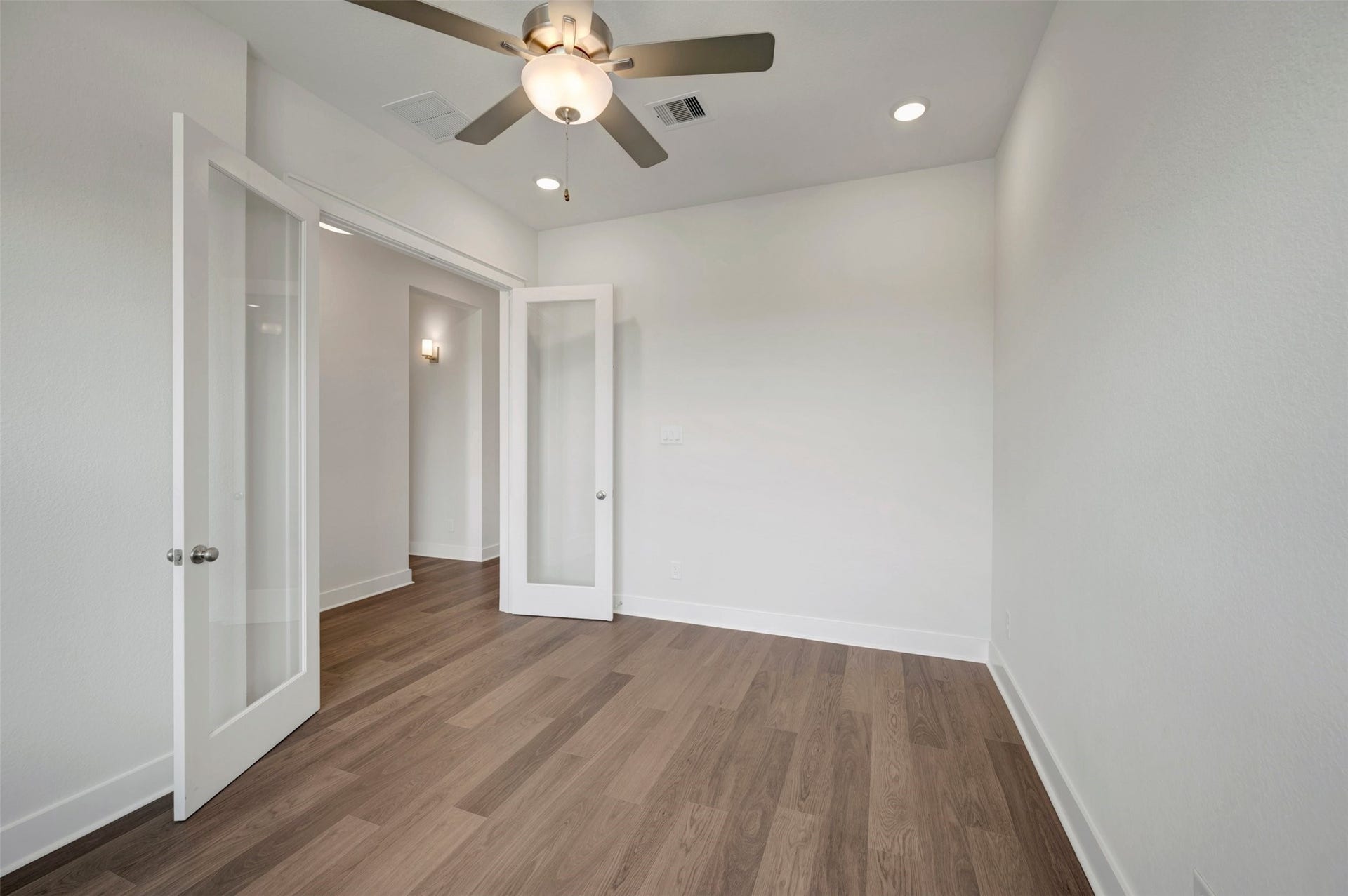16730 Vibrant Avenue, Hockley, TX 77447 16730 Vibrant Avenue, Hockley, TX 77447