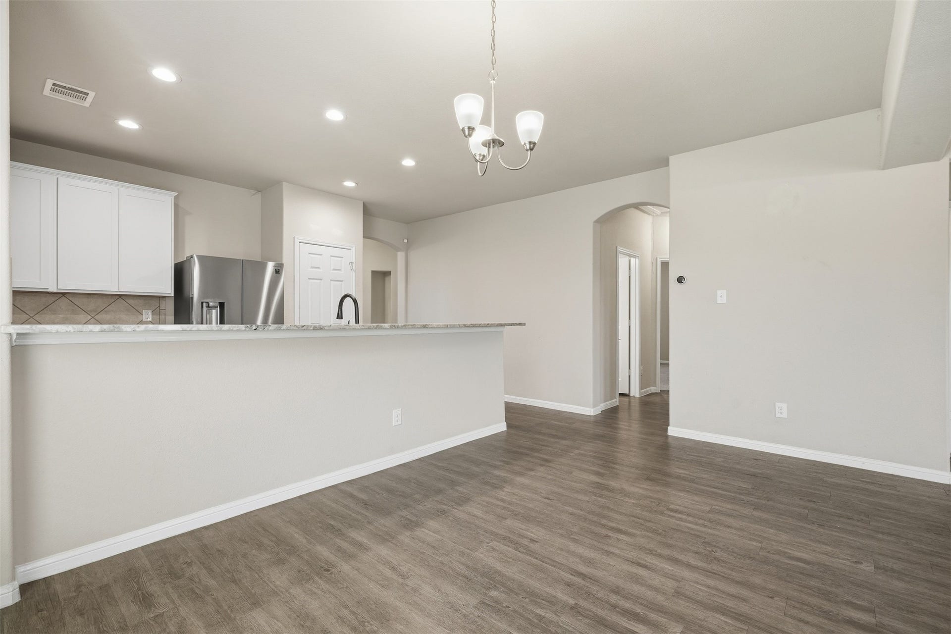 4305 E Bayou Maison Circle, Dickinson, TX 77539 4305 E Bayou Maison Circle, Dickinson, TX 77539