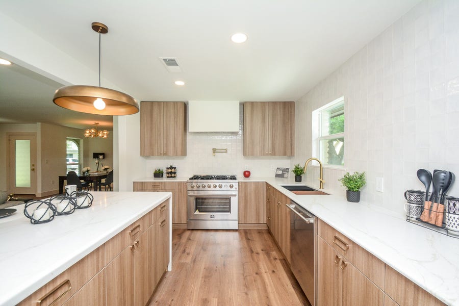 Property photo for 6214 Yarwell Drive, Houston, TX