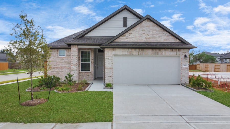 Property photo for 7630 Terramar Bay Lane, Cypress, TX