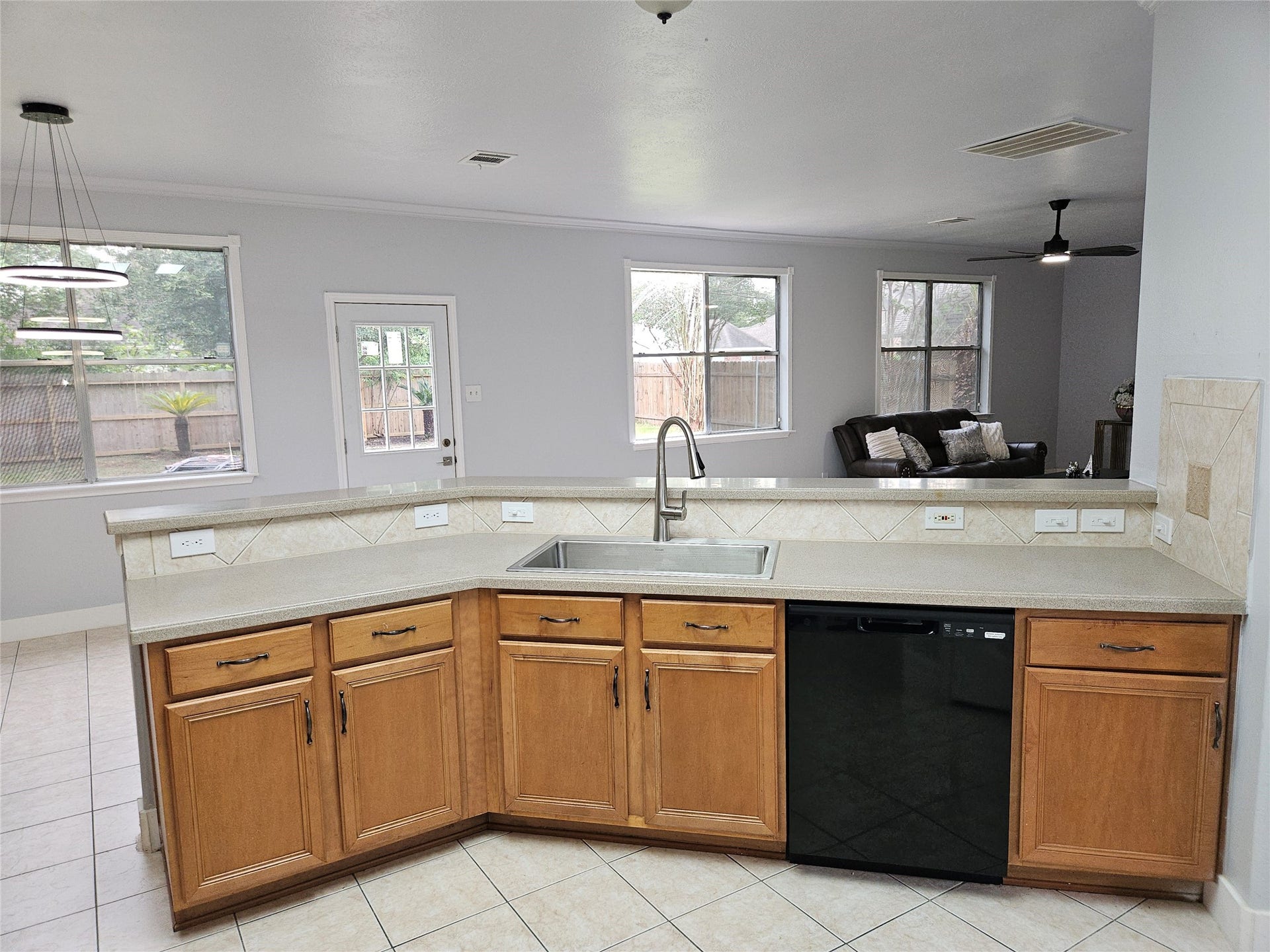17707 Forest Haven Trail, Tomball, TX 77375 17707 Forest Haven Trail, Tomball, TX 77375