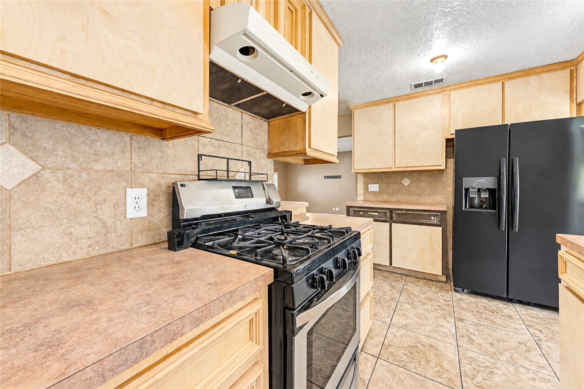 1009 Wisconsin Street, South Houston, TX 77587 1009 Wisconsin Street, South Houston, TX 77587