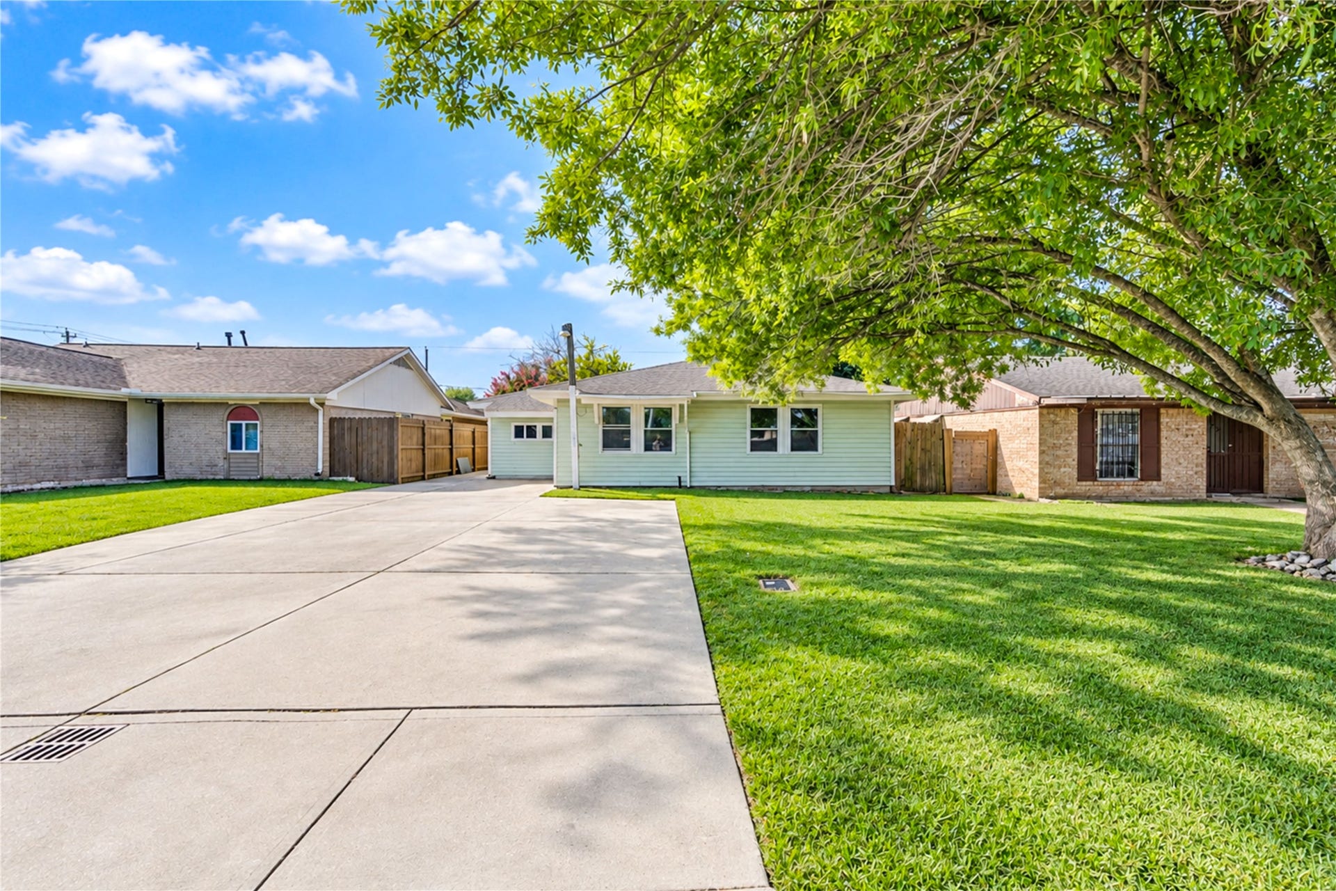 1009 Wisconsin Street, South Houston, TX 77587 1009 Wisconsin Street, South Houston, TX 77587