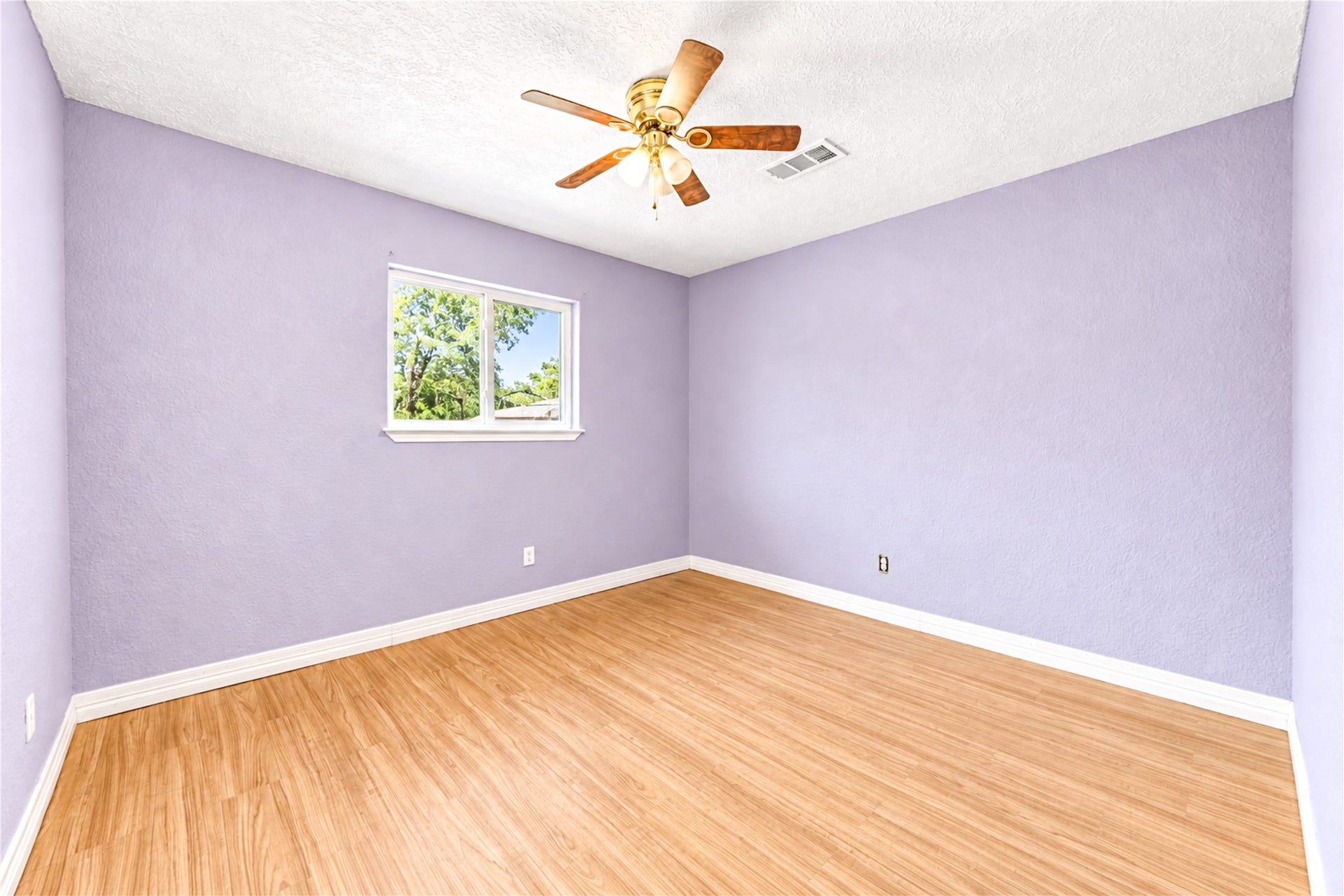 1009 Wisconsin Street, South Houston, TX 77587 1009 Wisconsin Street, South Houston, TX 77587