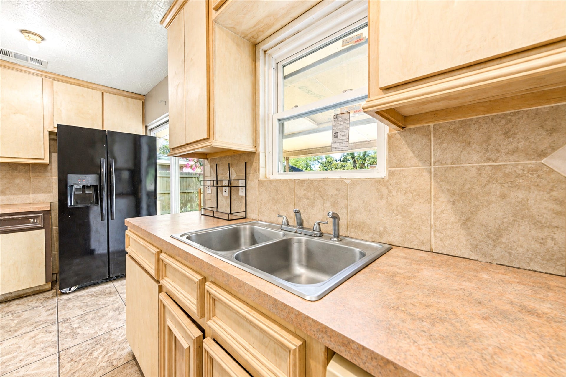 1009 Wisconsin Street, South Houston, TX 77587 1009 Wisconsin Street, South Houston, TX 77587