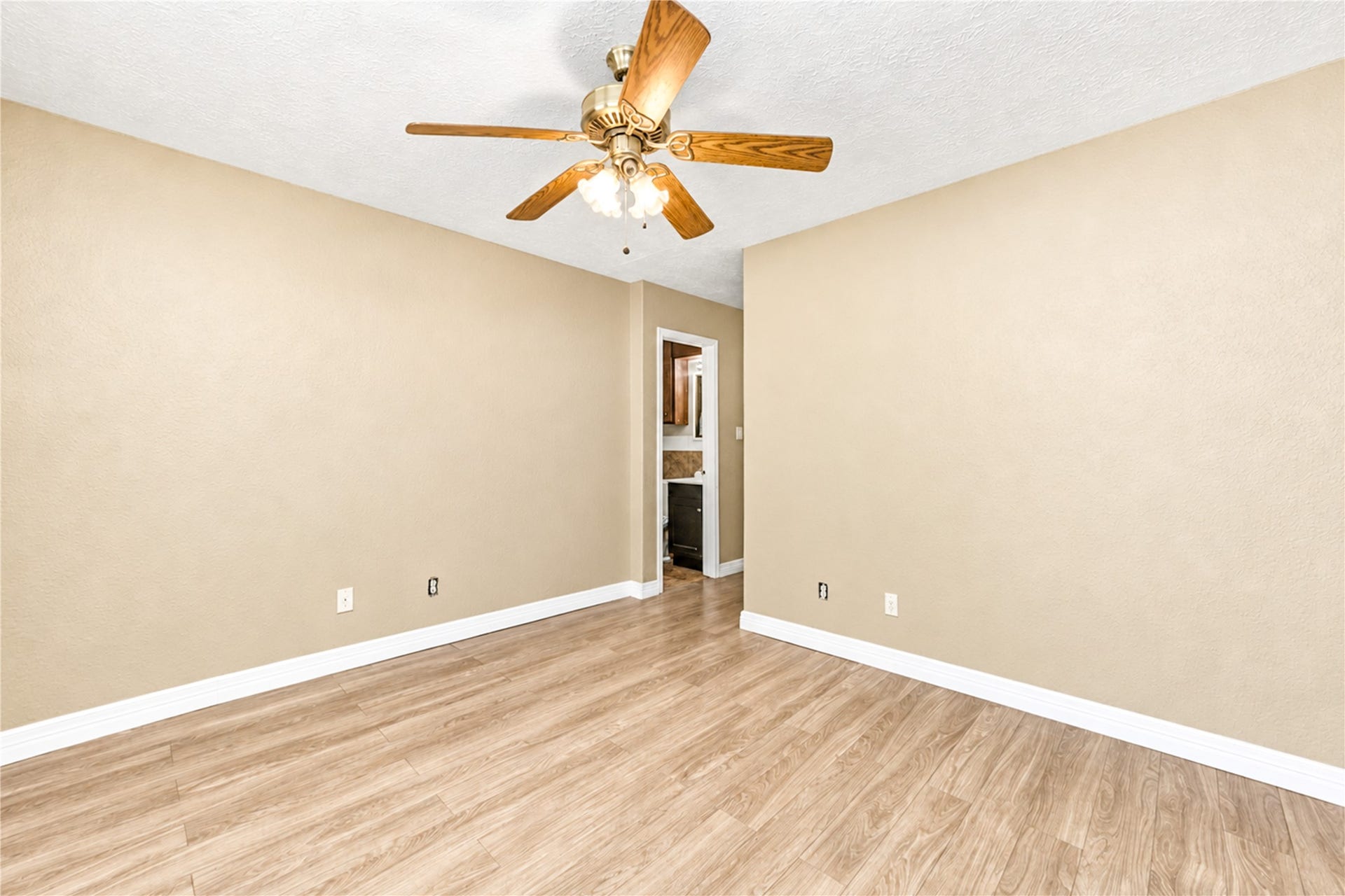 1009 Wisconsin Street, South Houston, TX 77587 1009 Wisconsin Street, South Houston, TX 77587