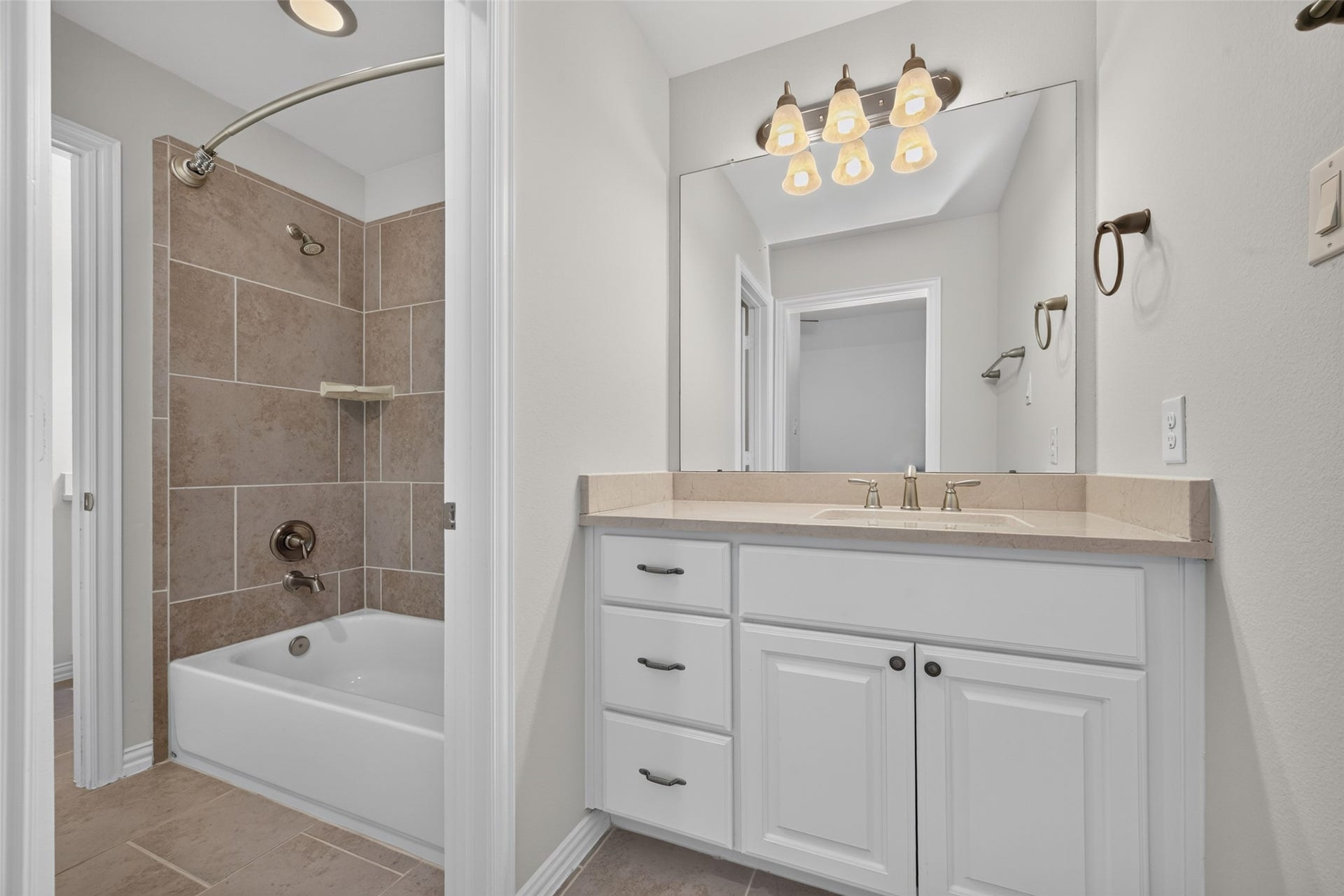 109 Blanton Bend Drive, Montgomery, TX 77316 109 Blanton Bend Drive, Montgomery, TX 77316