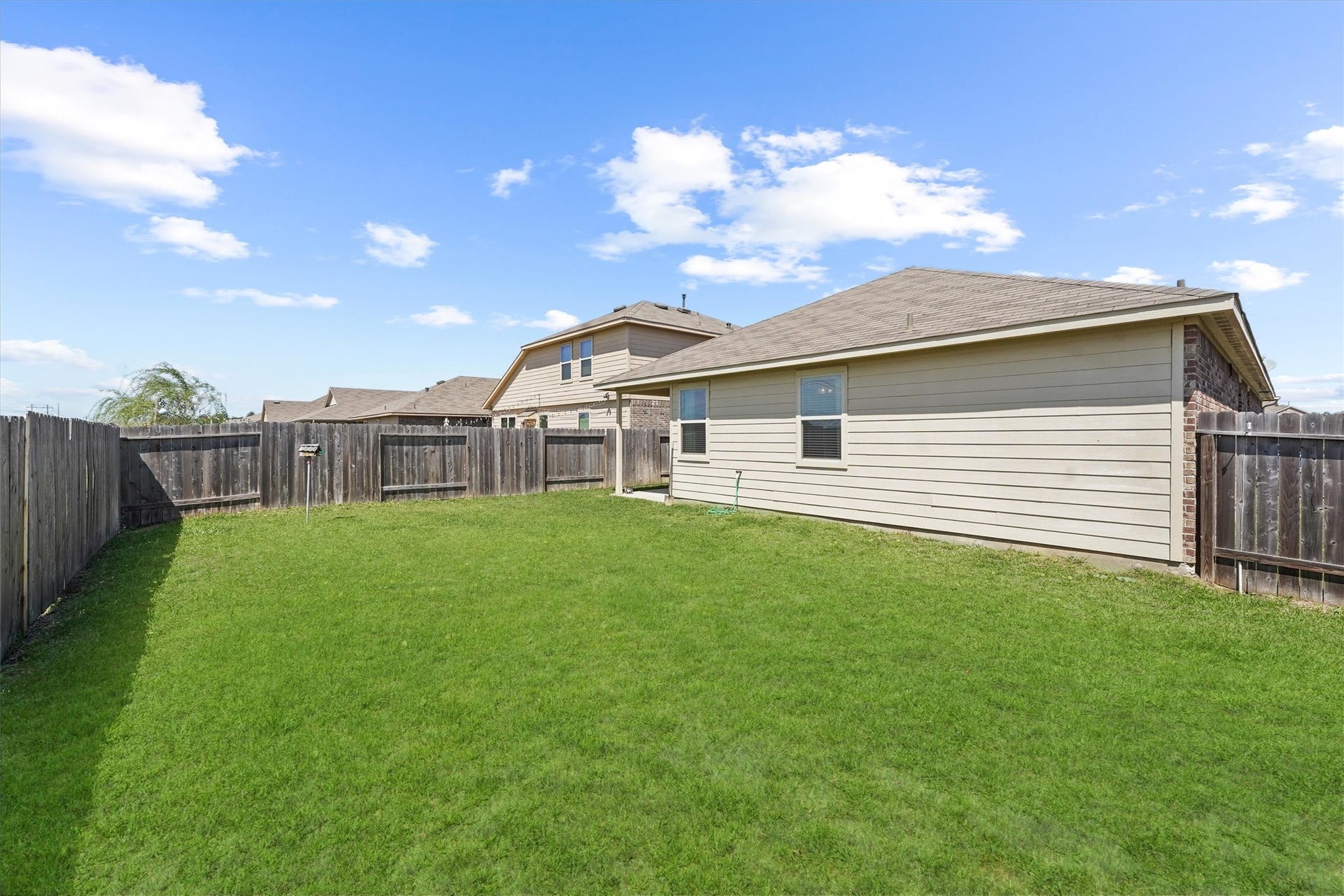 18324 Timbermill Lane, New Caney, TX 77357 Back yard