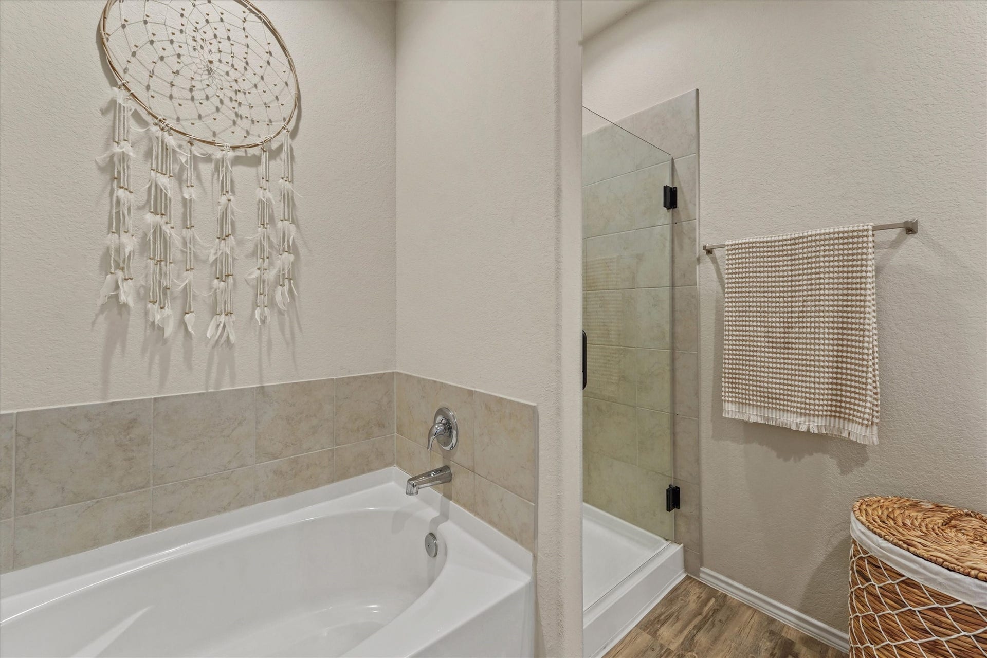 18324 Timbermill Lane, New Caney, TX 77357 Primary Bathroom