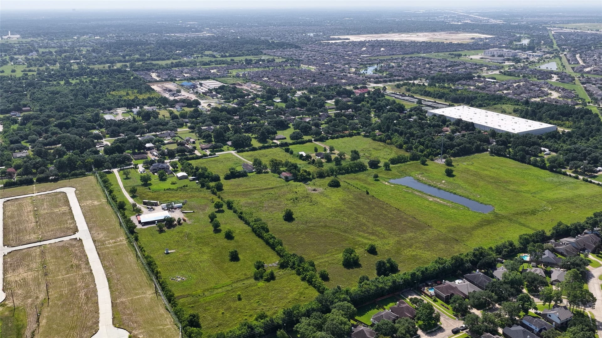 15925 Merle Road, Cypress, TX 77433 15925 Merle Road, Cypress, TX 77433